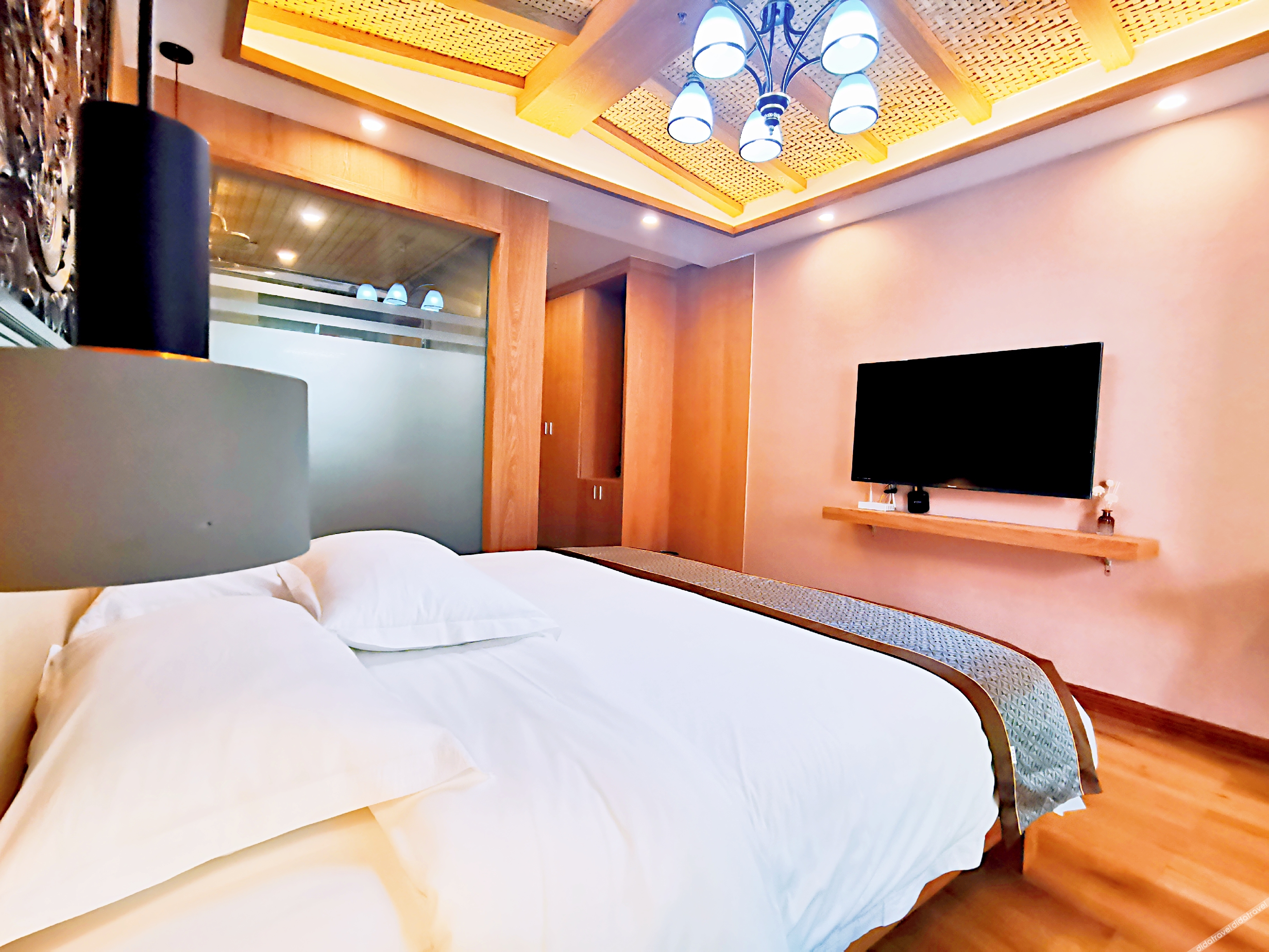 Xishuangbanna Flower Full court inn 3*