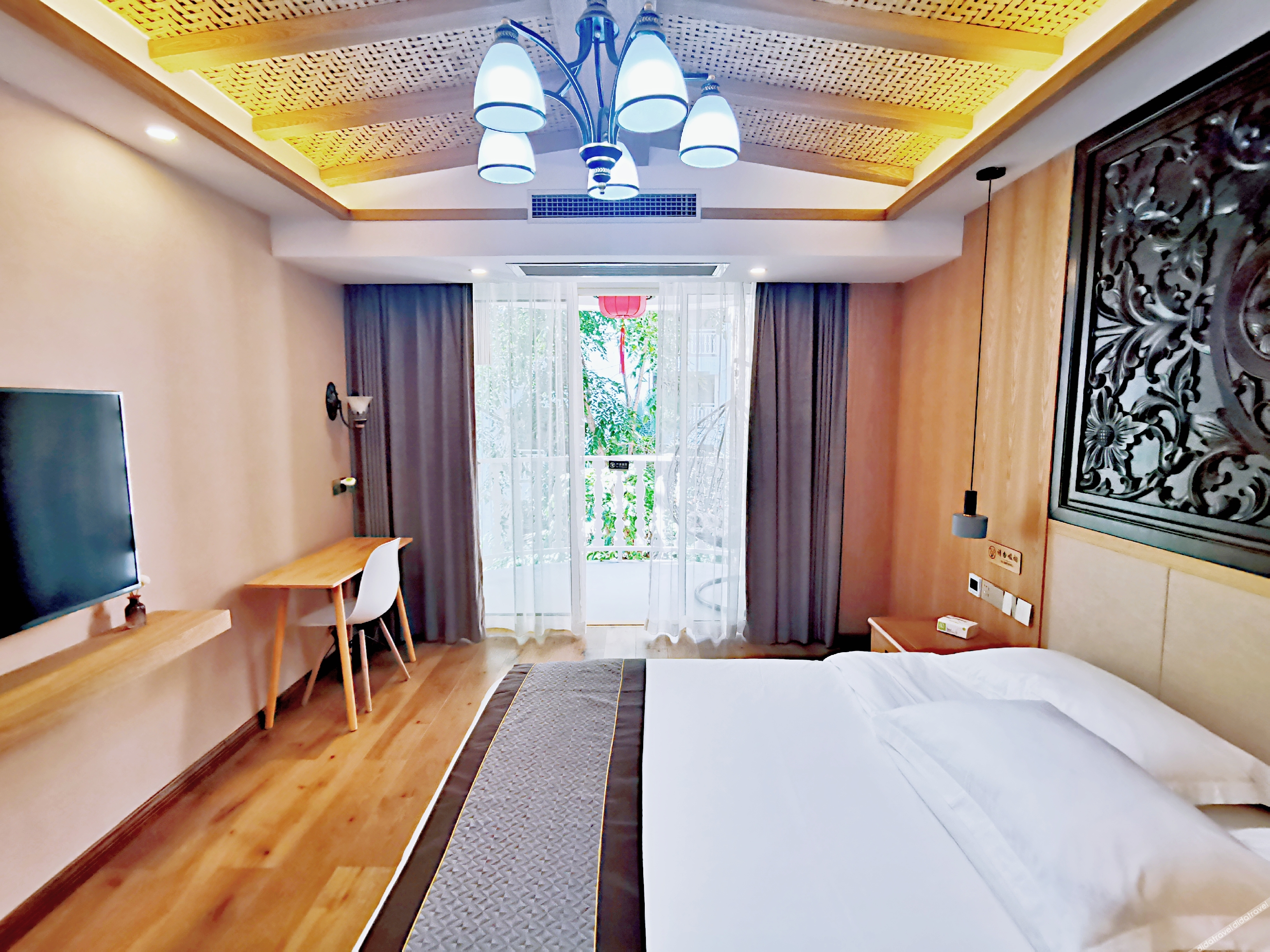 Xishuangbanna Flower Full court inn 3*