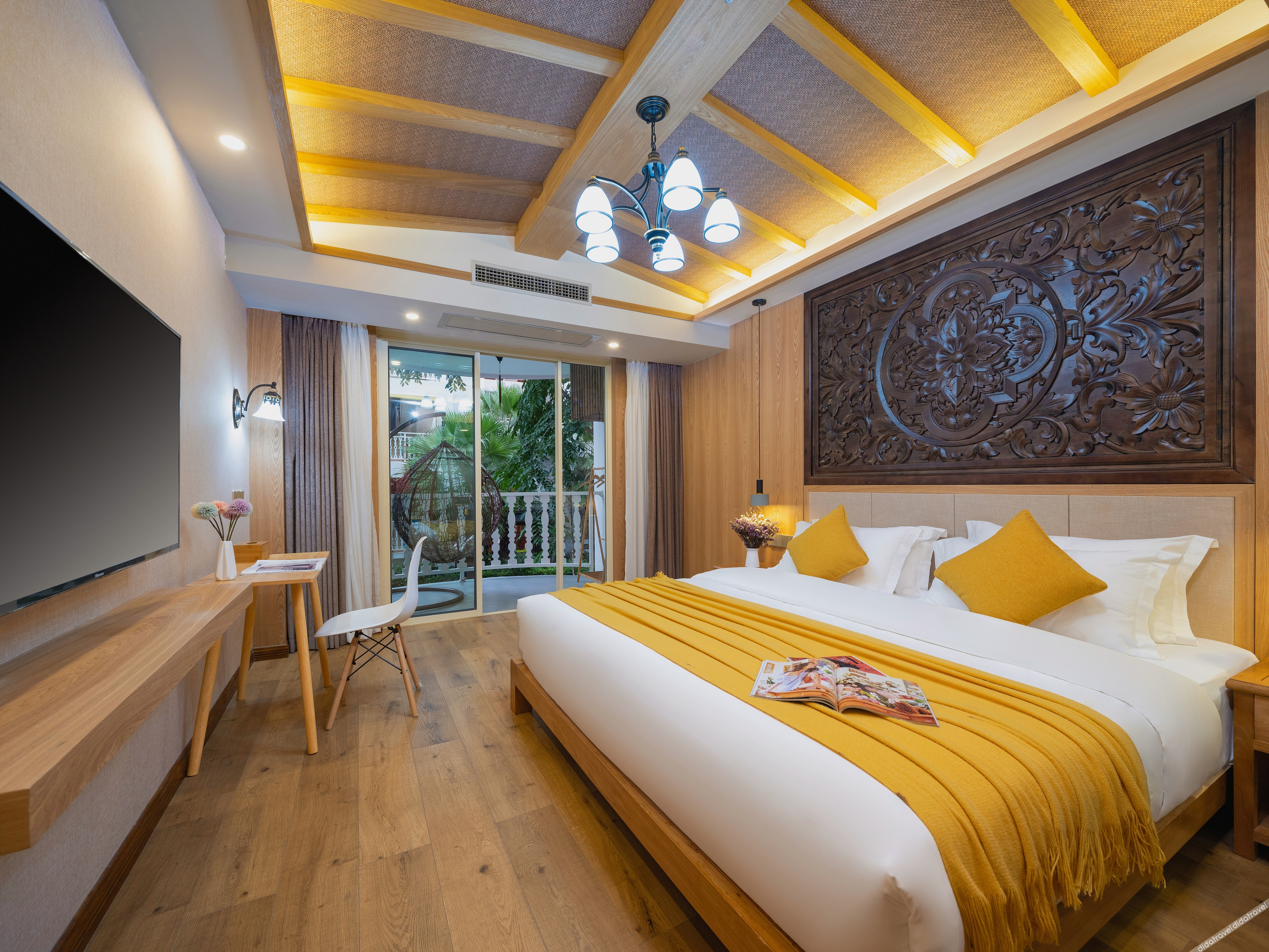 Xishuangbanna Flower Full court inn 3*