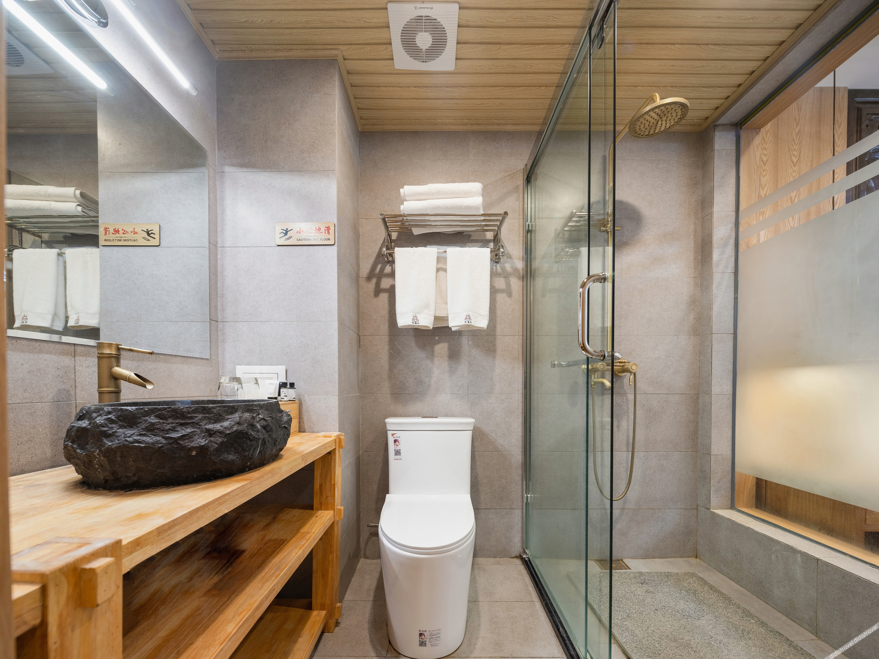 Xishuangbanna Flower Full court inn 3*