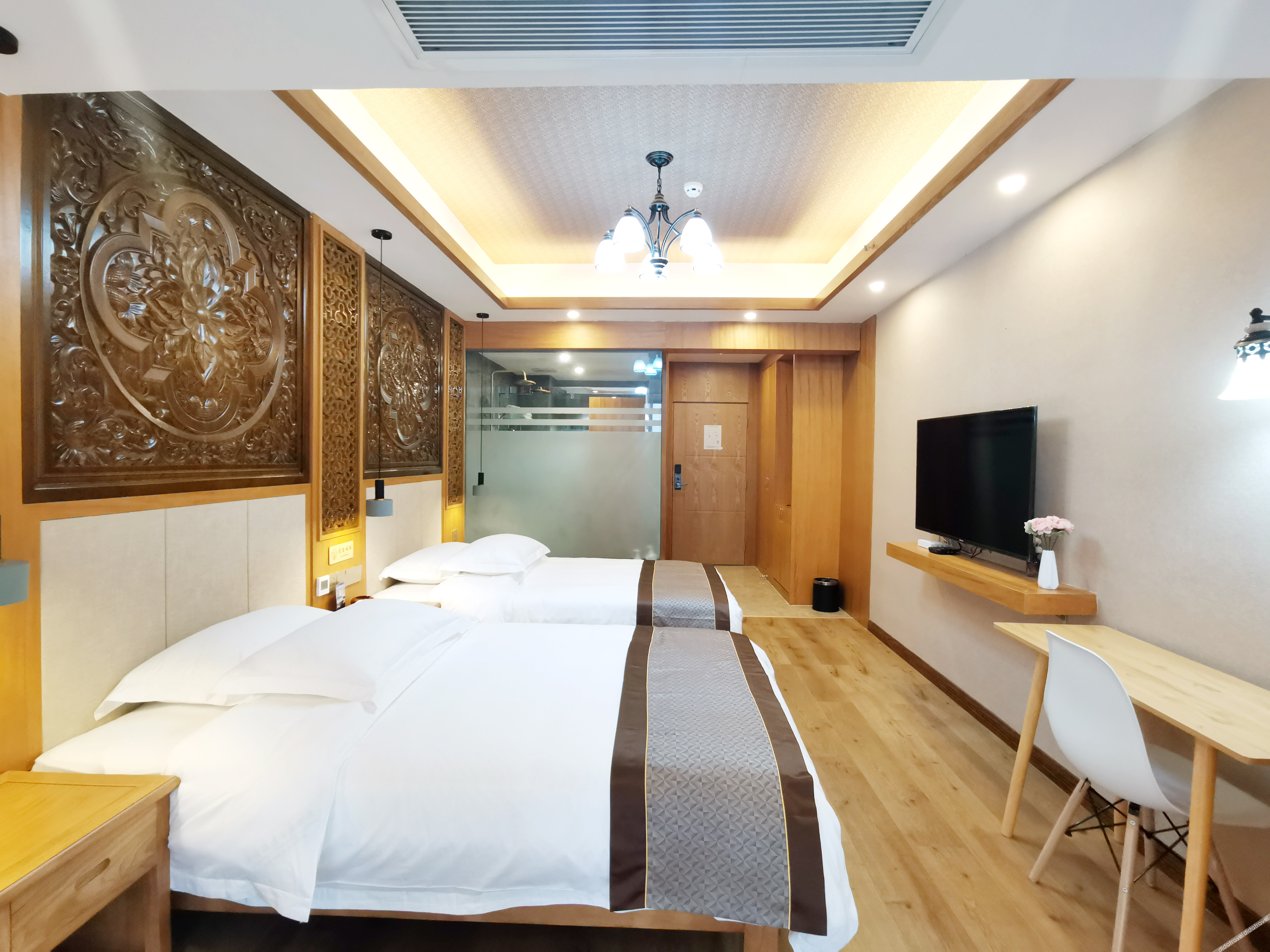 Xishuangbanna Flower Full court inn 3*