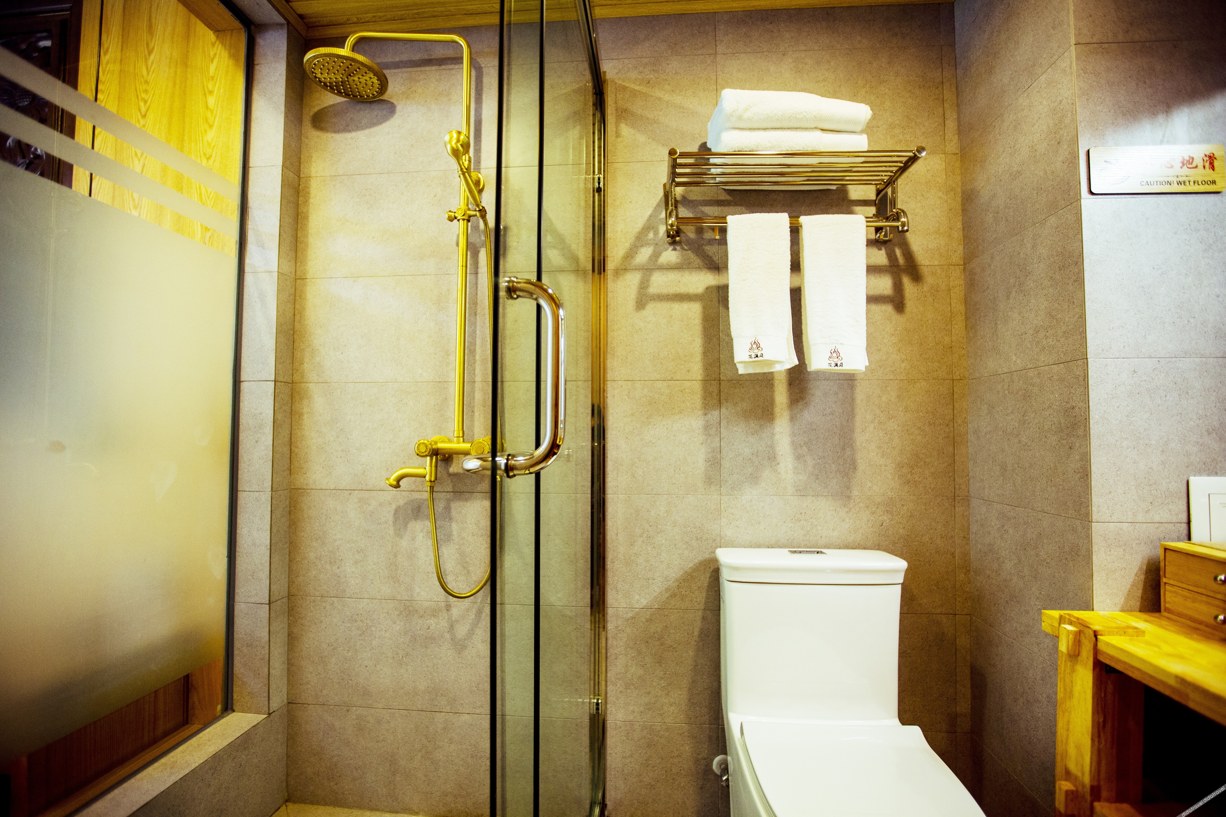 Xishuangbanna Flower Full court inn 3*