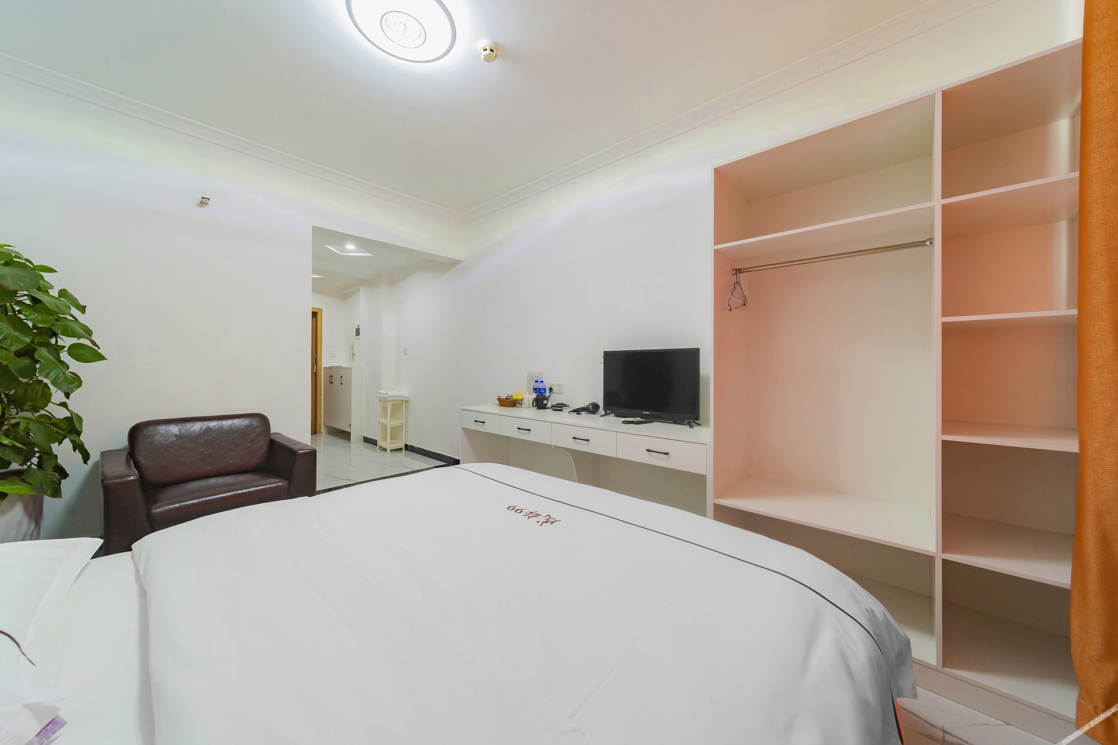 Sansheng Hotel 1*