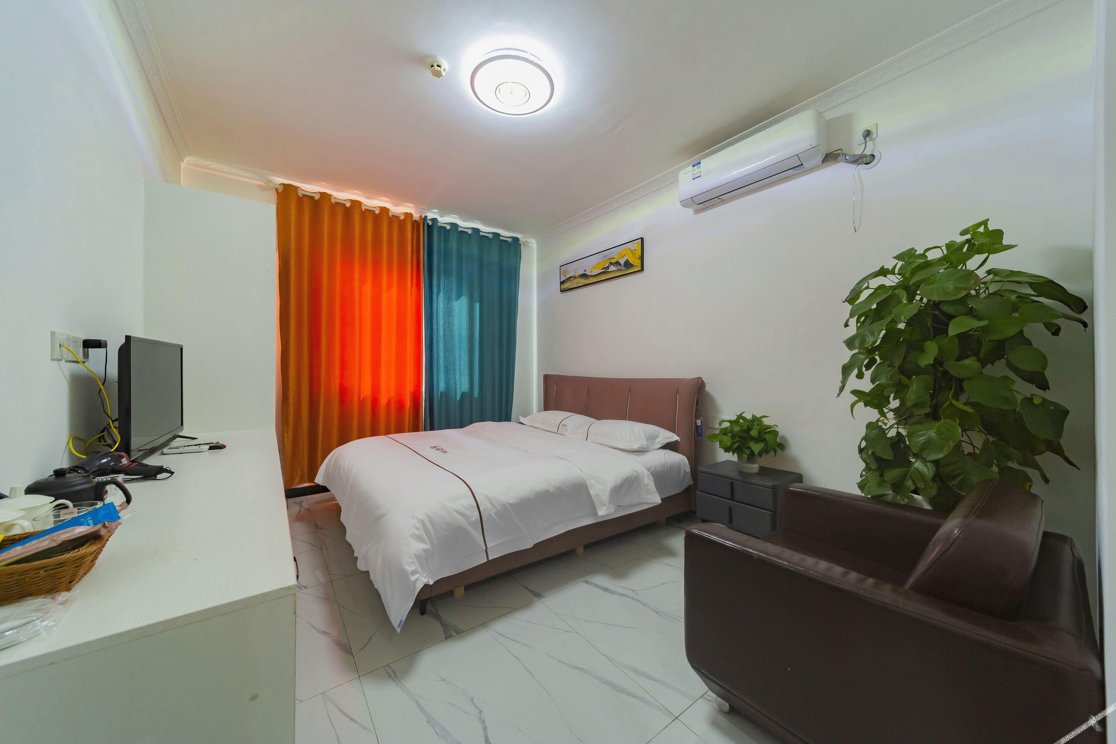 Sansheng Hotel 1*
