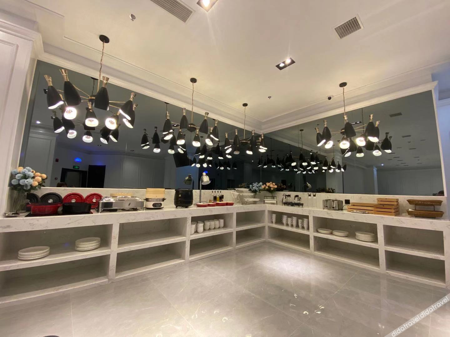 Xana Hotelle Hotel (Shenyang Railway Station Medical University First Hospital) 3*