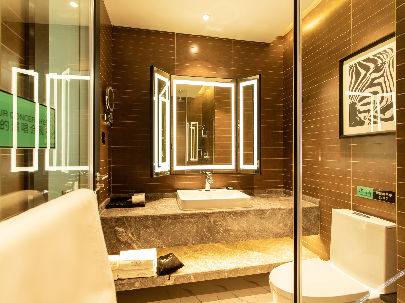Xana Hotelle Hotel (Shenyang Railway Station Medical University First Hospital) 3*