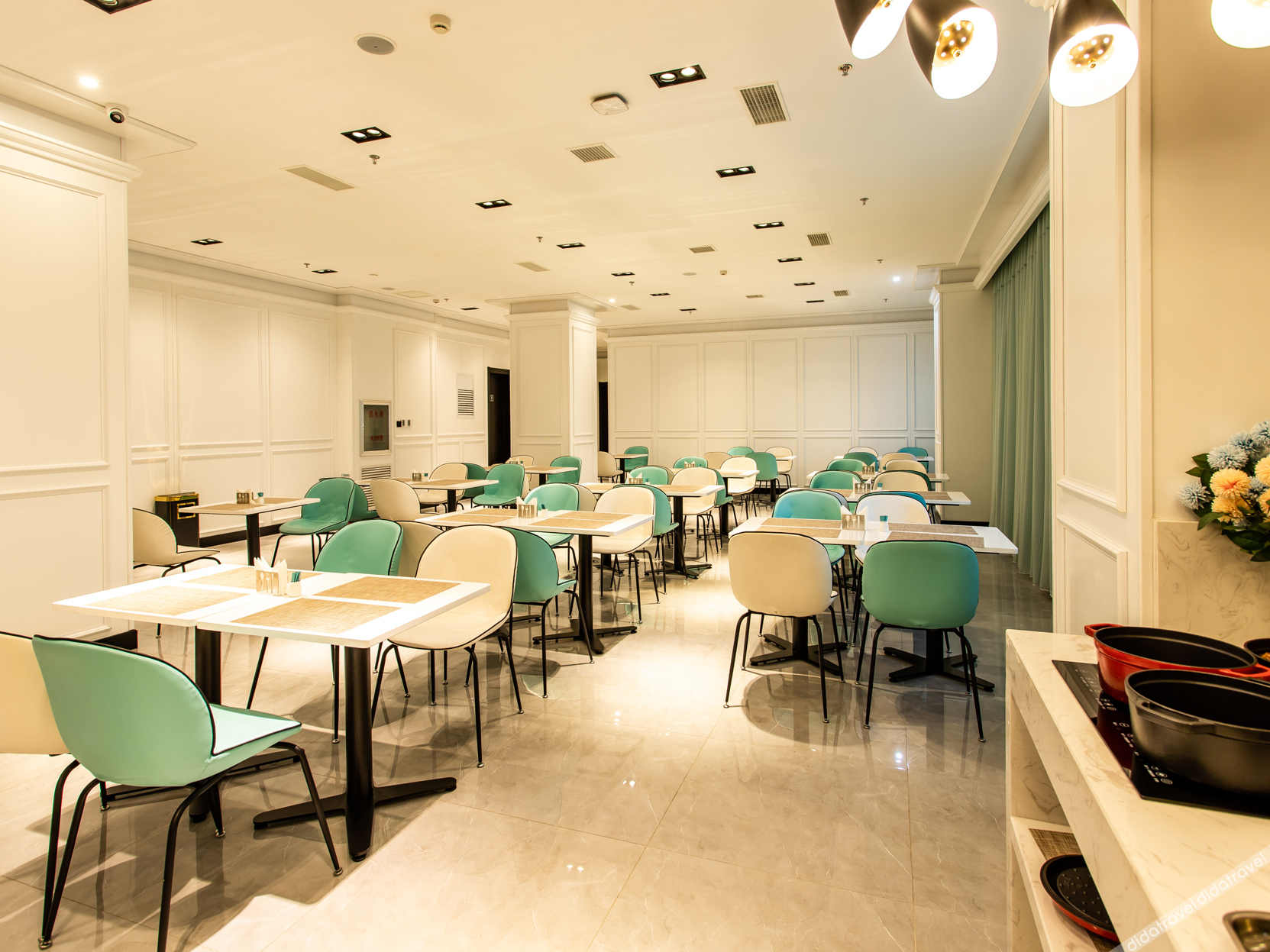 Xana Hotelle Hotel (Shenyang Railway Station Medical University First Hospital) 3*