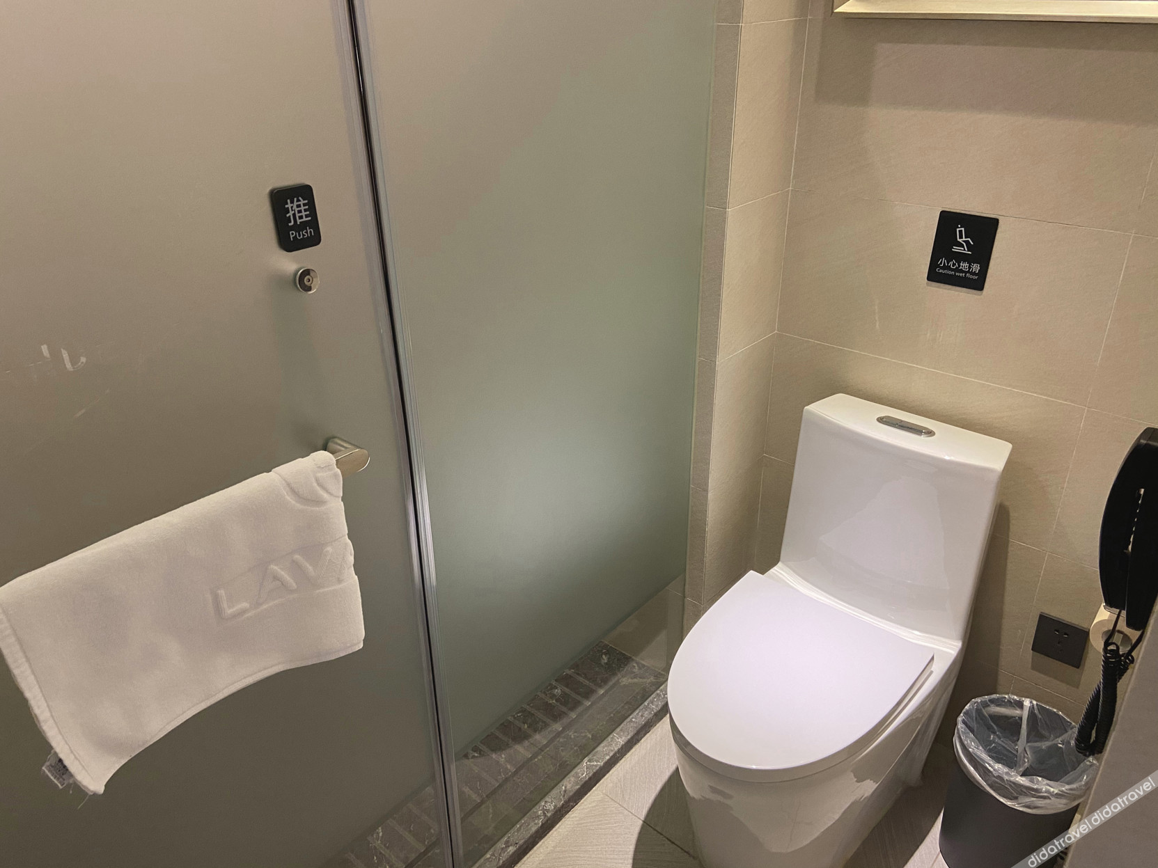 Xana Hotelle Hotel (Shenyang Railway Station Medical University First Hospital) 3*