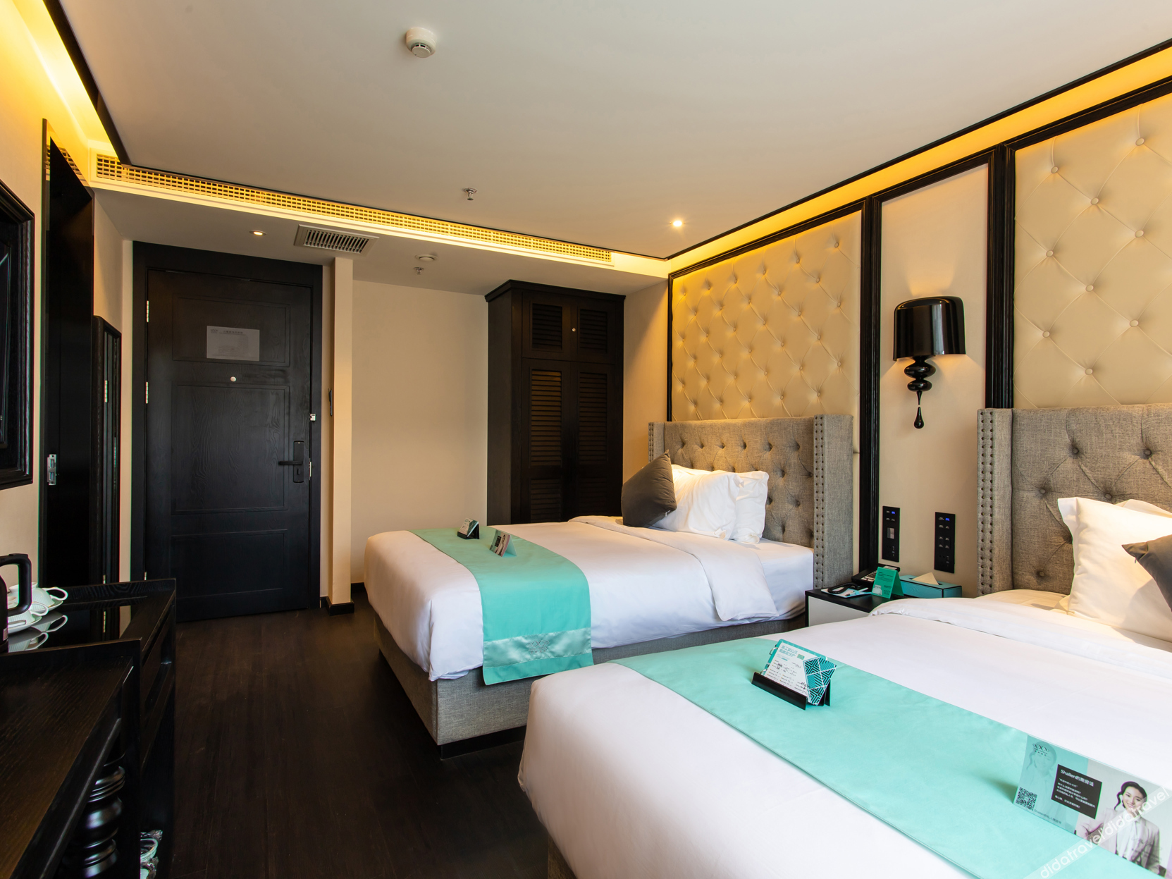 Xana Hotelle Hotel (Shenyang Railway Station Medical University First Hospital) 3*