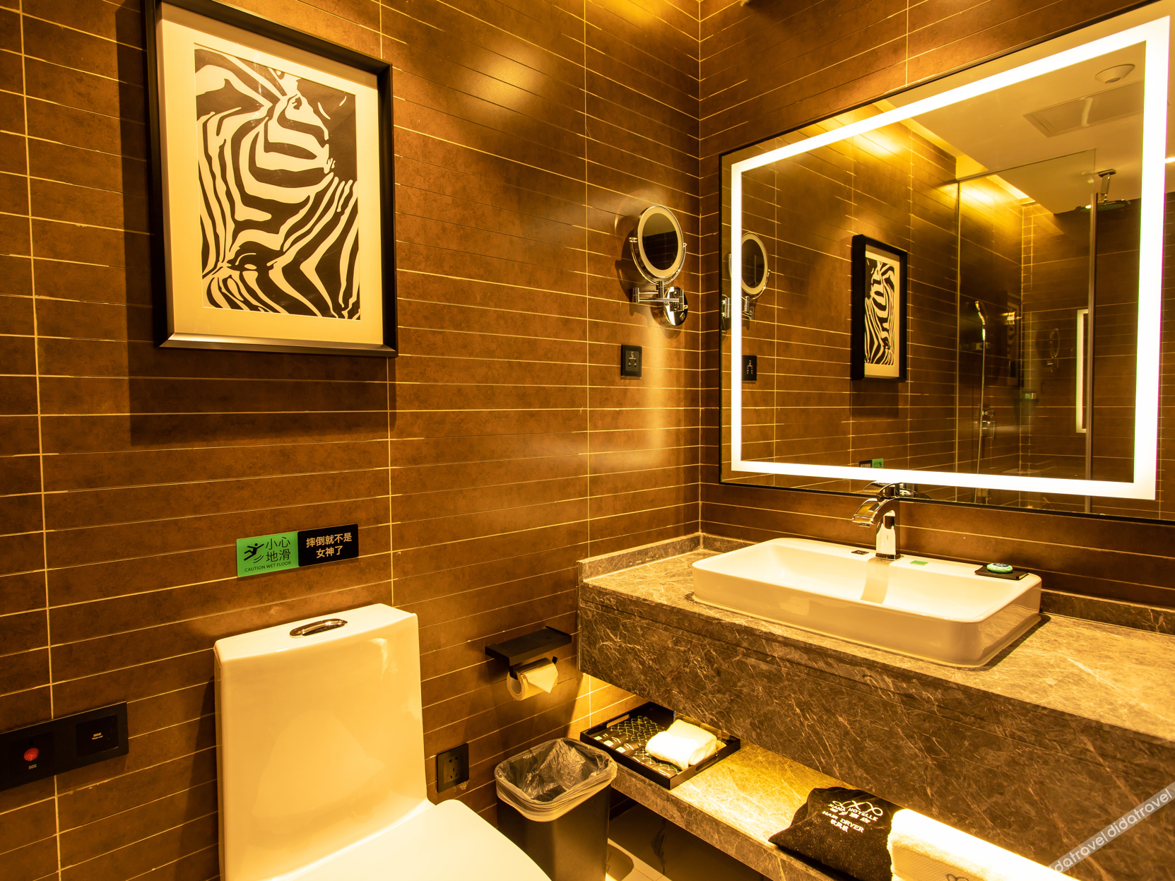Xana Hotelle Hotel (Shenyang Railway Station Medical University First Hospital) 3*