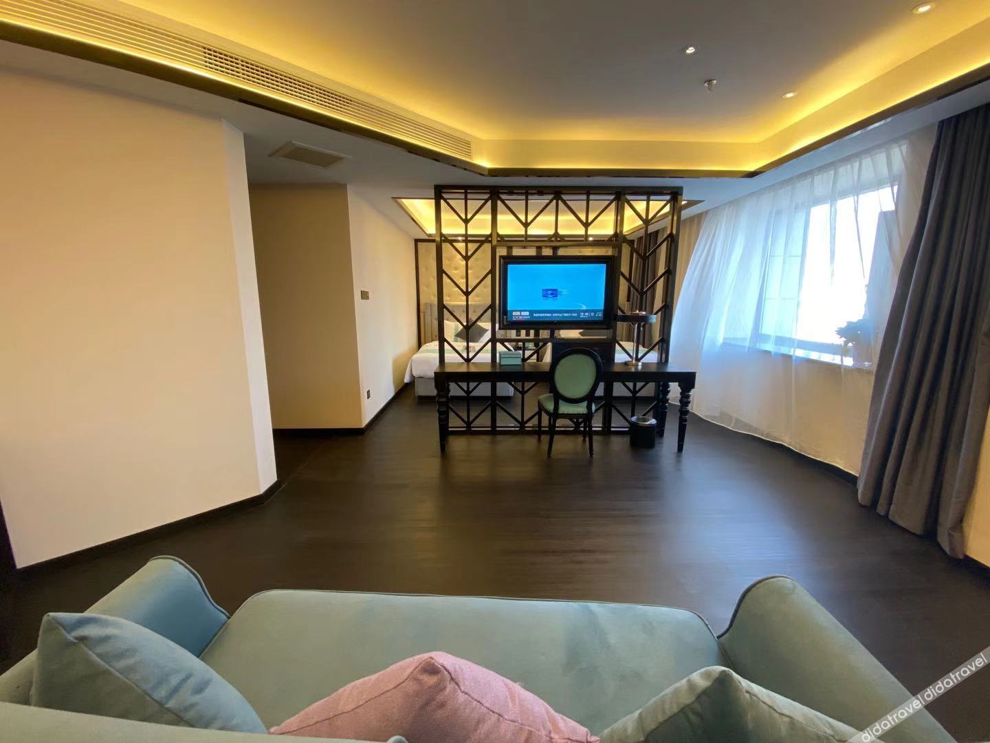 Xana Hotelle Hotel (Shenyang Railway Station Medical University First Hospital) 3*