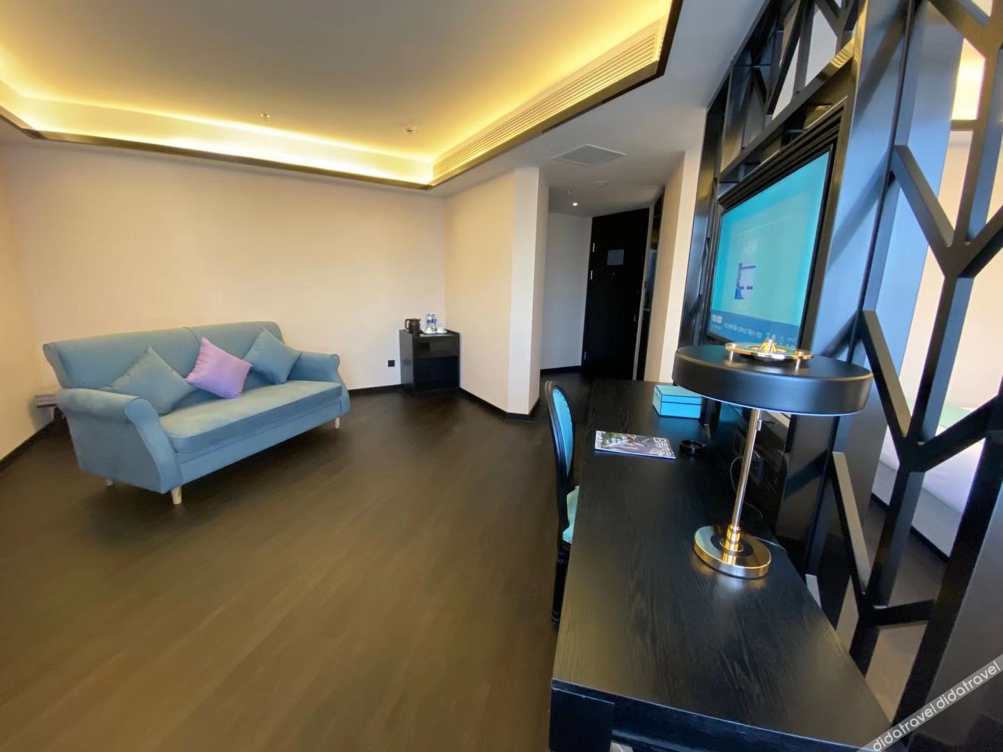 Xana Hotelle Hotel (Shenyang Railway Station Medical University First Hospital) 3*