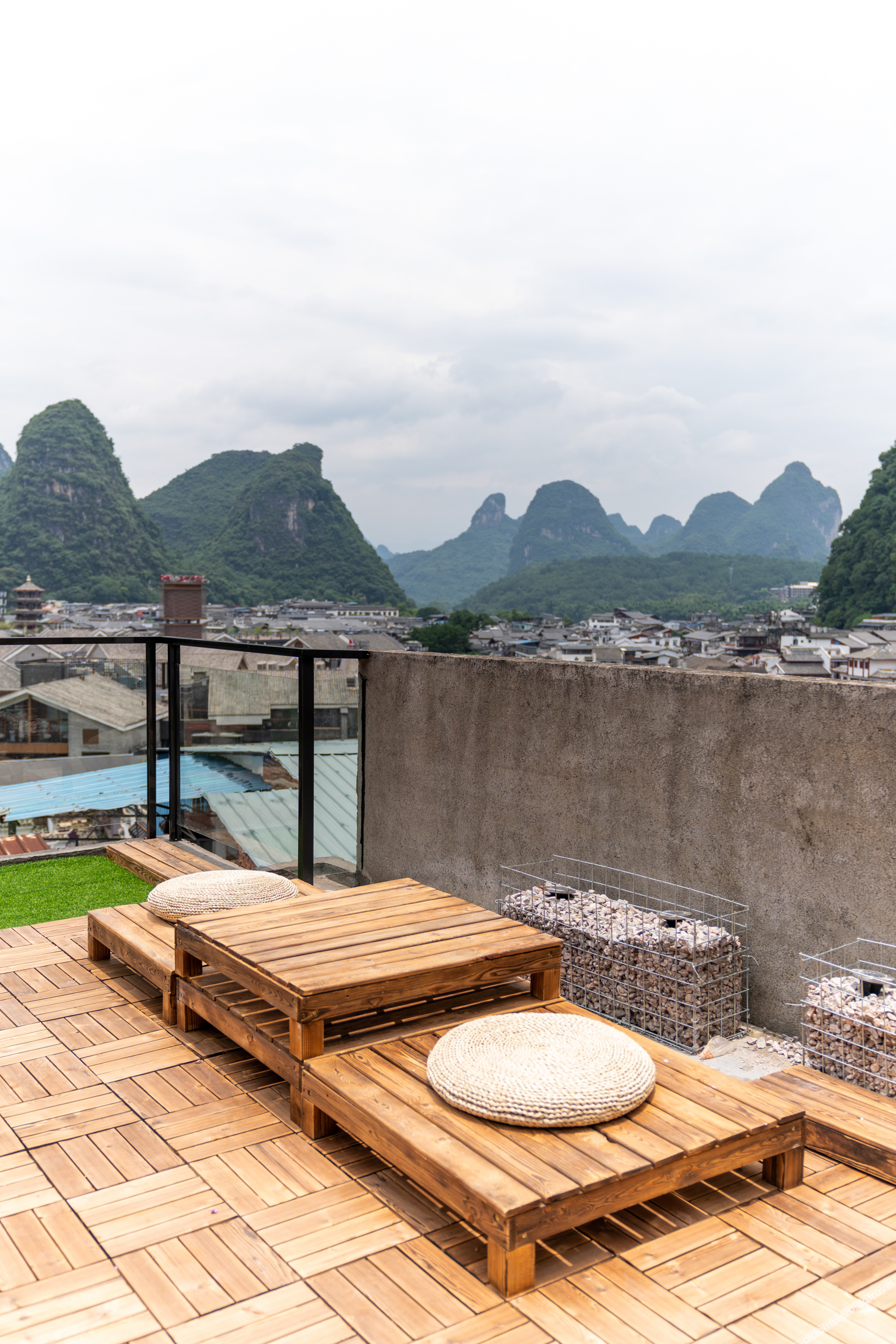 Floral Hotel· Pantaoshu Hotel(Yangshuo West Street Lijiang Branch) 3*