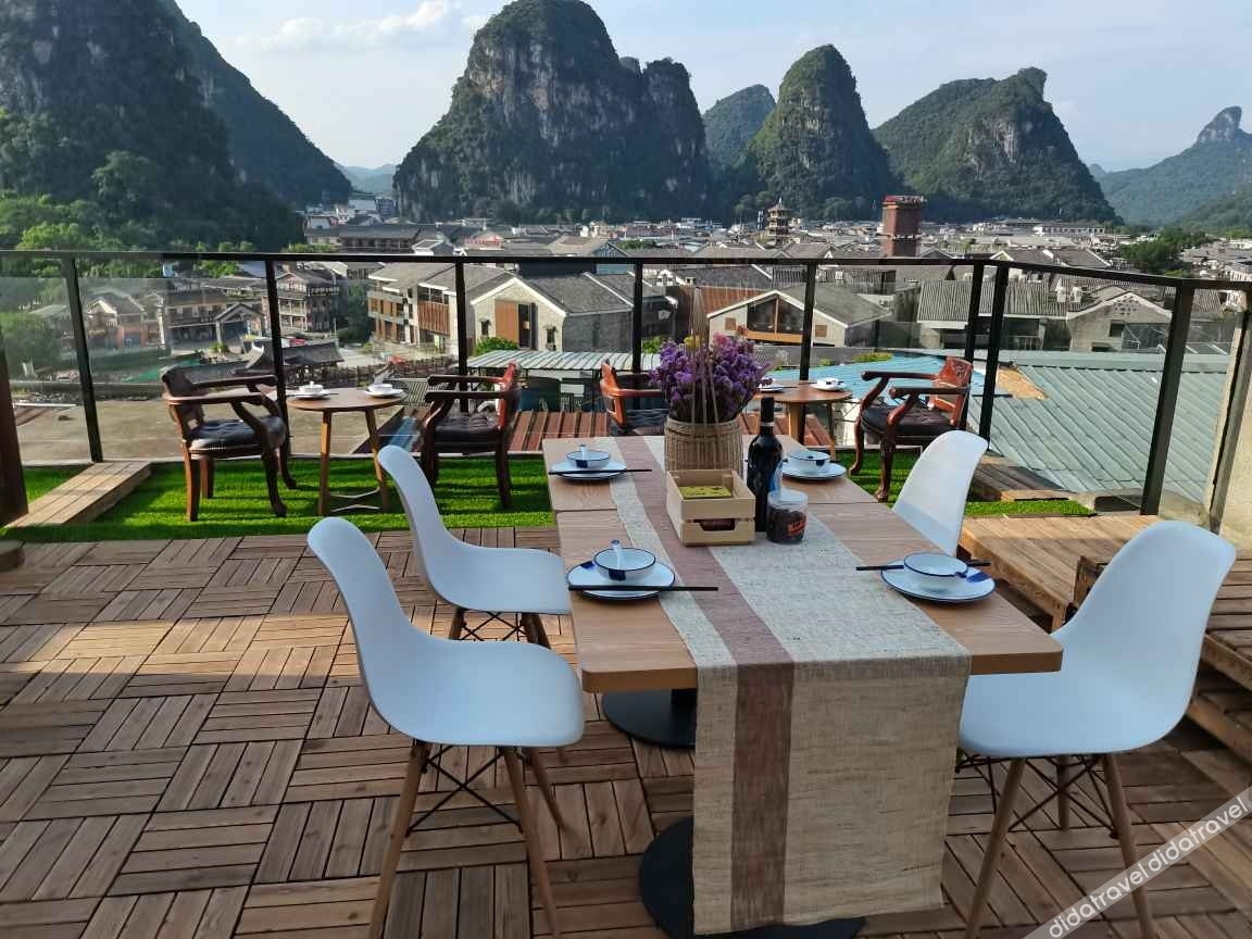 Floral Hotel· Pantaoshu Hotel(Yangshuo West Street Lijiang Branch) 3*