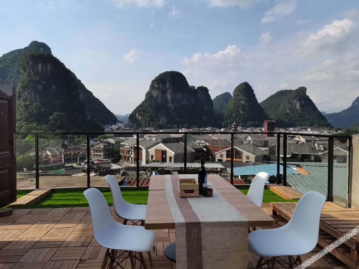 Floral Hotel· Pantaoshu Hotel(Yangshuo West Street Lijiang Branch) 3*