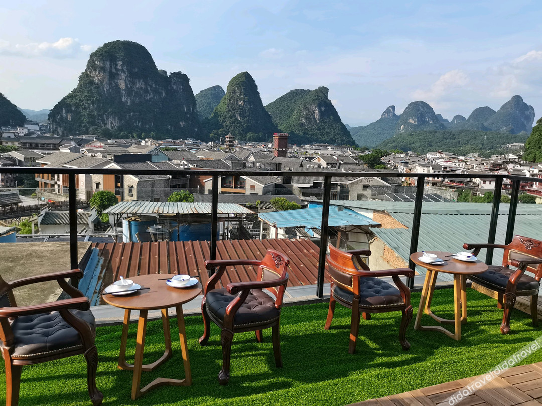 Floral Hotel· Pantaoshu Hotel(Yangshuo West Street Lijiang Branch) 3*