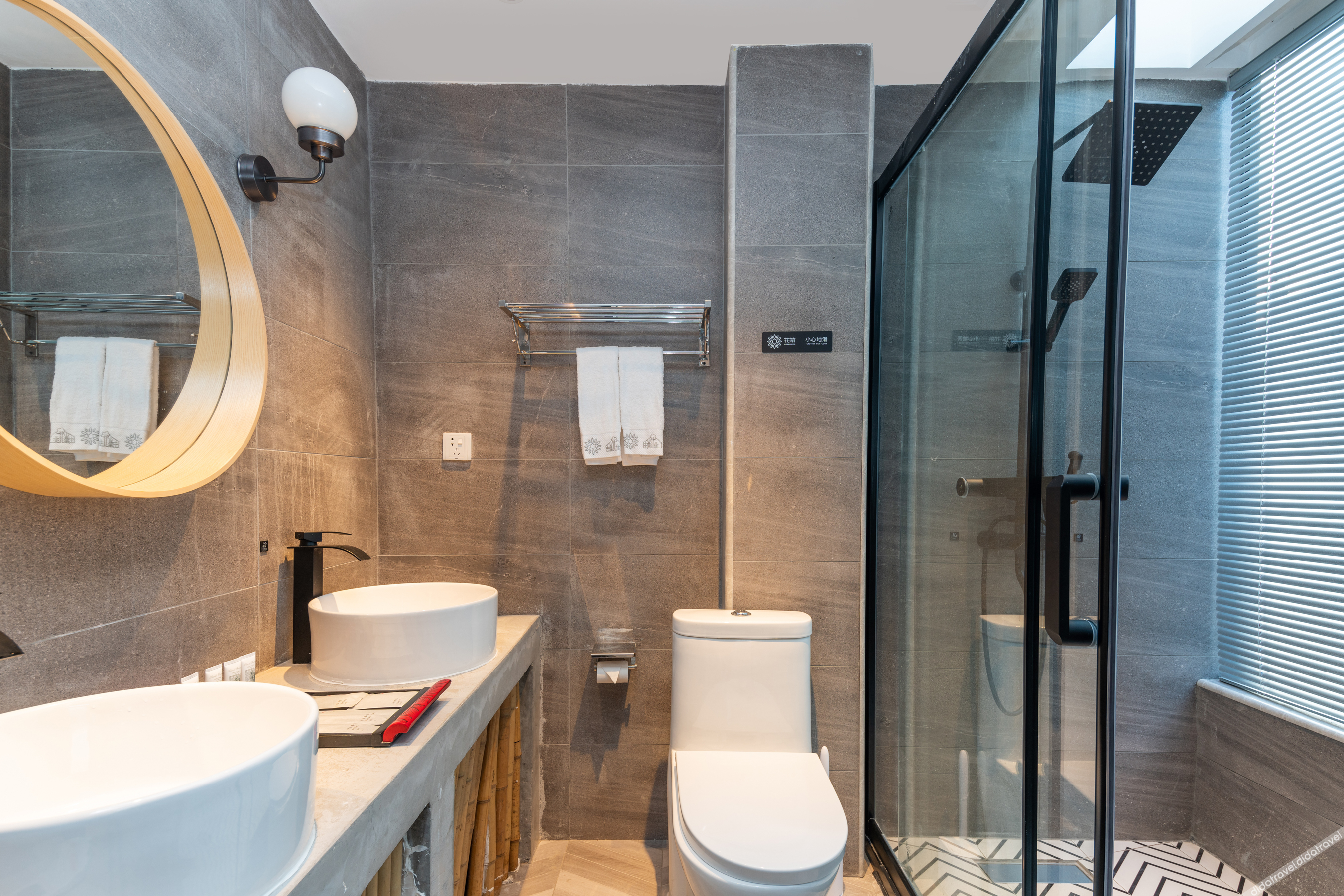 Floral Hotel· Pantaoshu Hotel(Yangshuo West Street Lijiang Branch) 3*