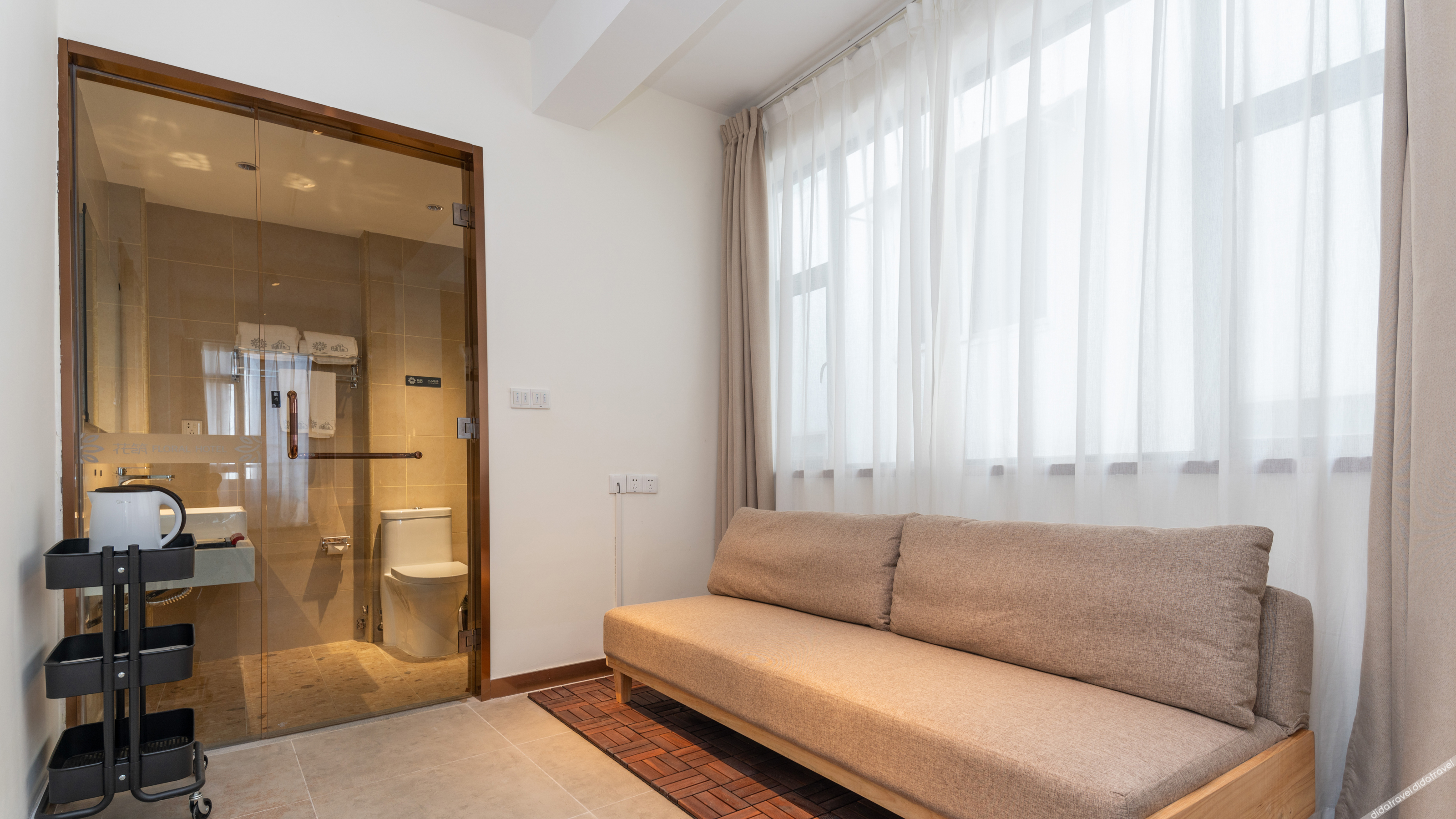 Floral Hotel· Pantaoshu Hotel(Yangshuo West Street Lijiang Branch) 3*