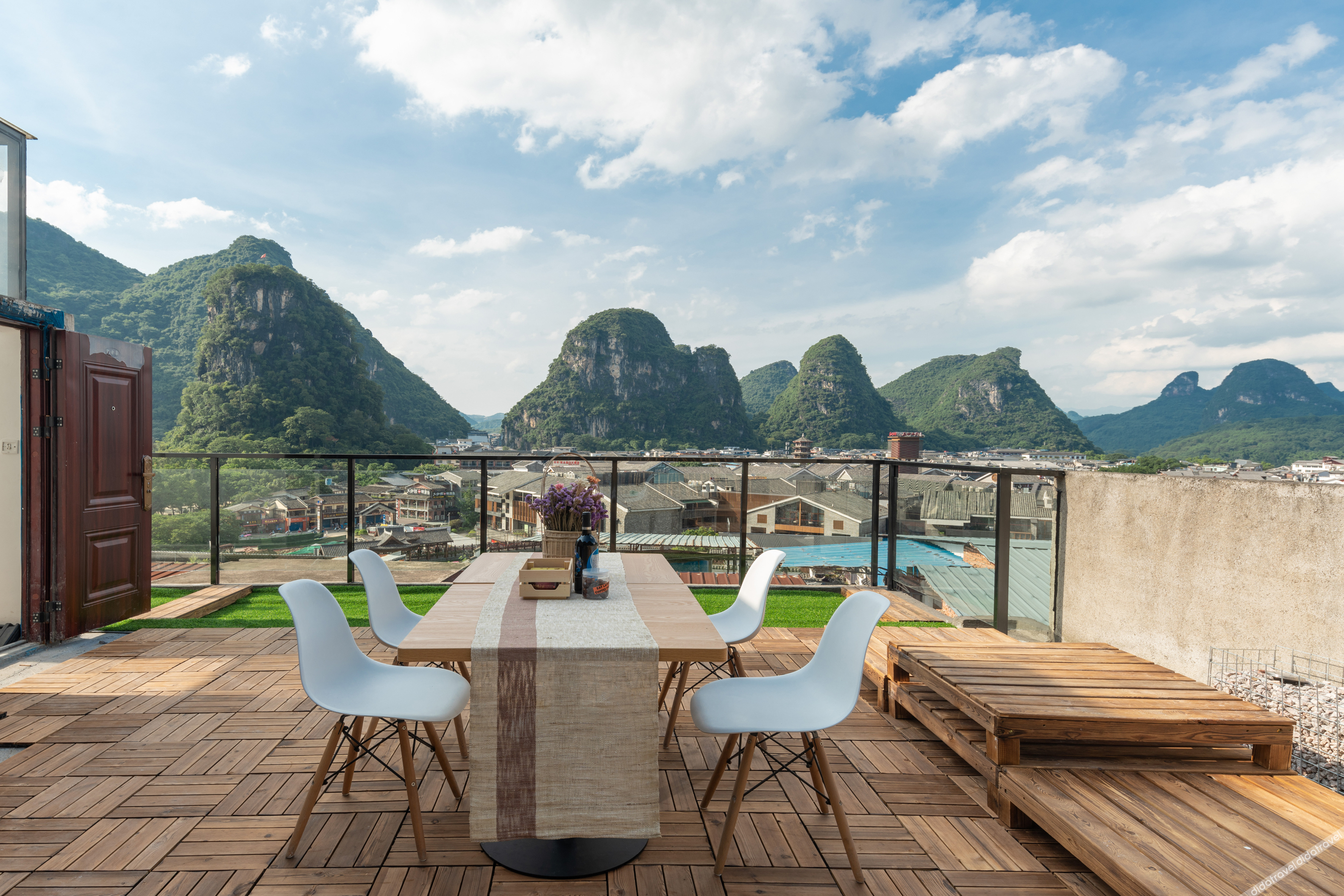 Floral Hotel· Pantaoshu Hotel(Yangshuo West Street Lijiang Branch) 3*