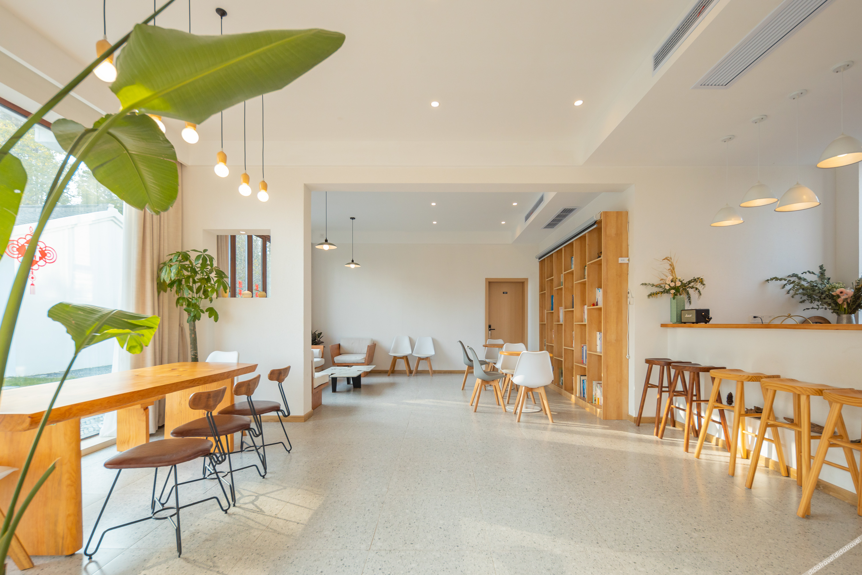 Floral Hotel· Shanghai Jiuxiang hotel (Chongming Forest Park store) 0*