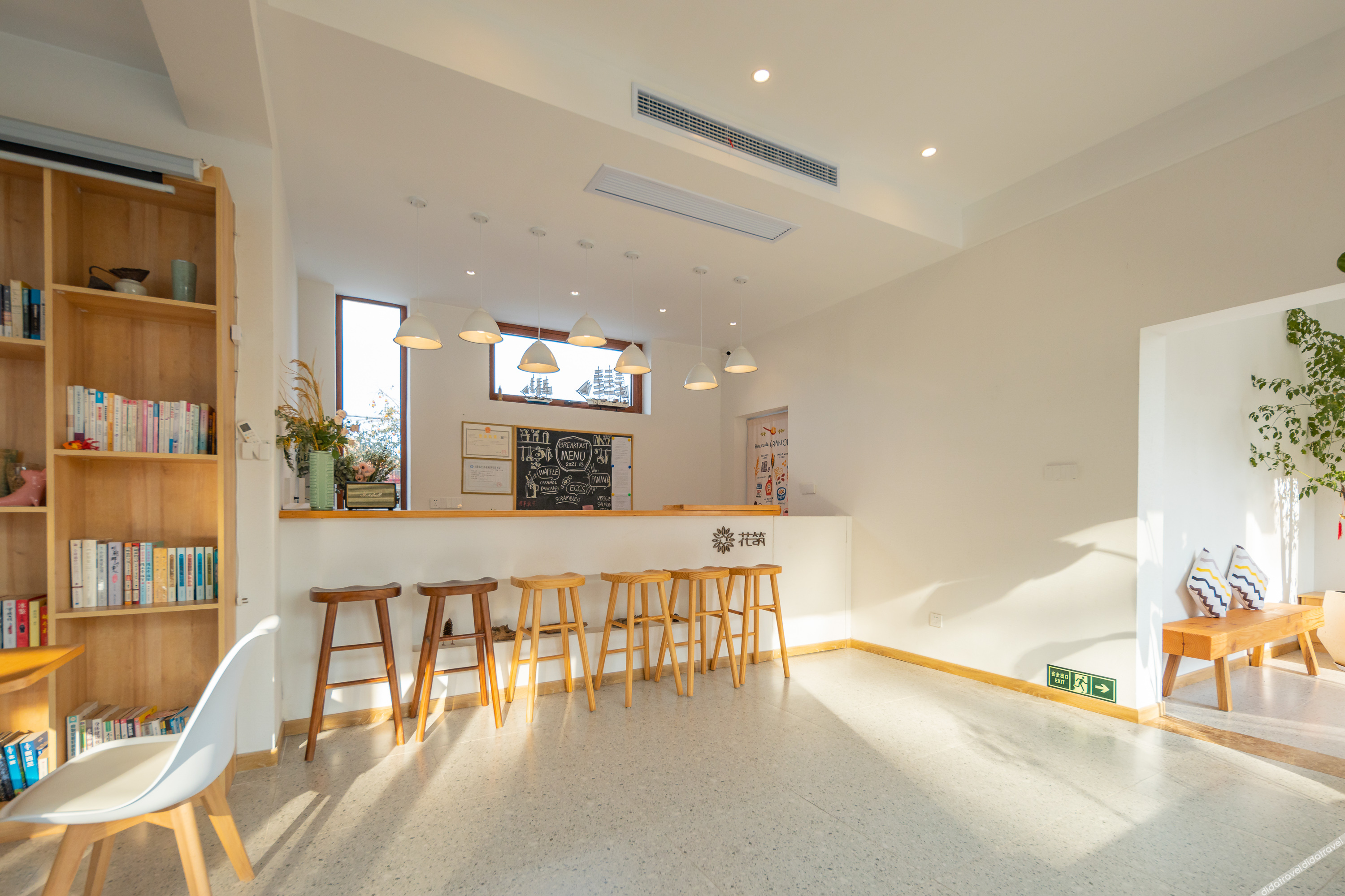 Floral Hotel· Shanghai Jiuxiang hotel (Chongming Forest Park store) 0*