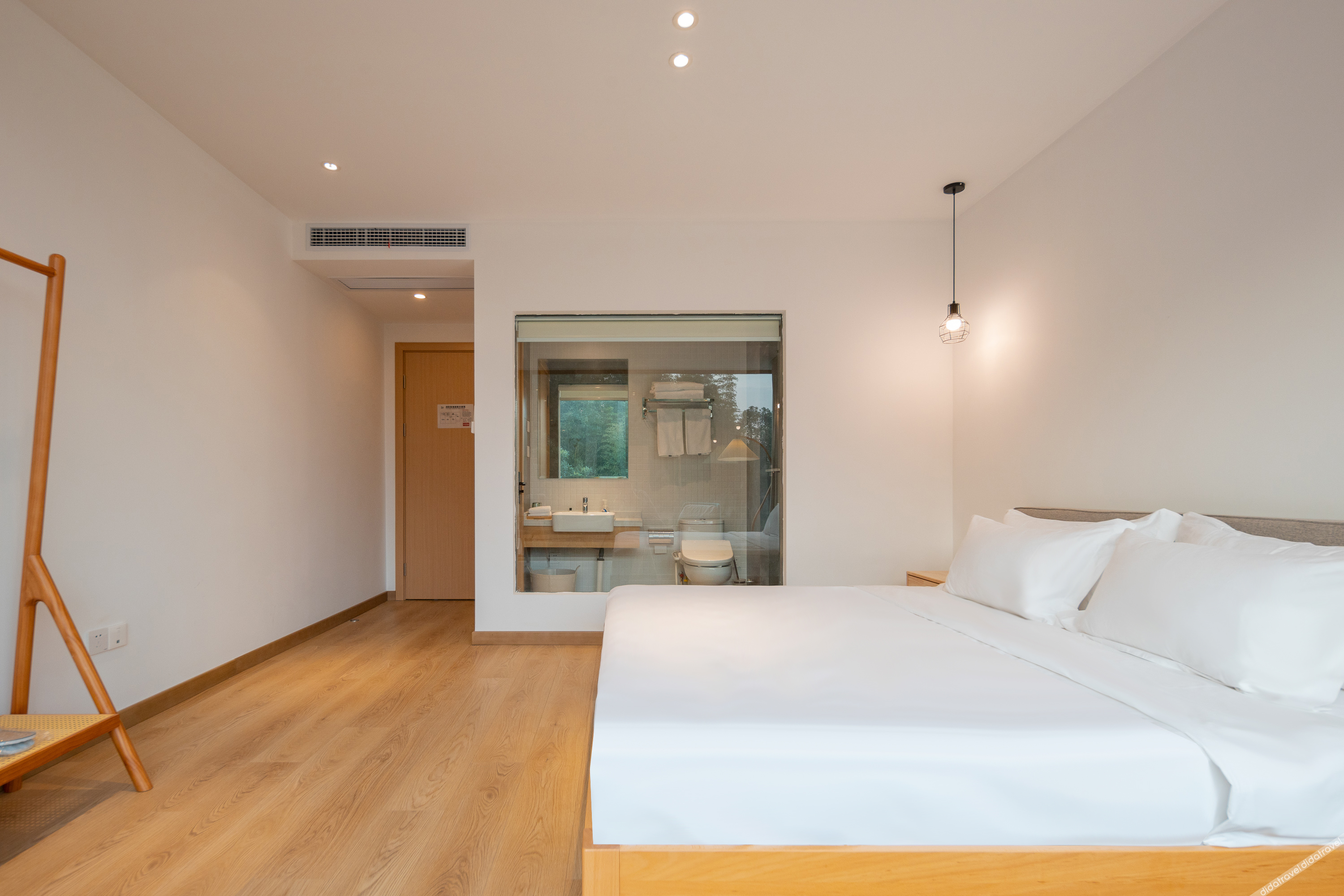 Floral Hotel· Shanghai Jiuxiang hotel (Chongming Forest Park store) 0*