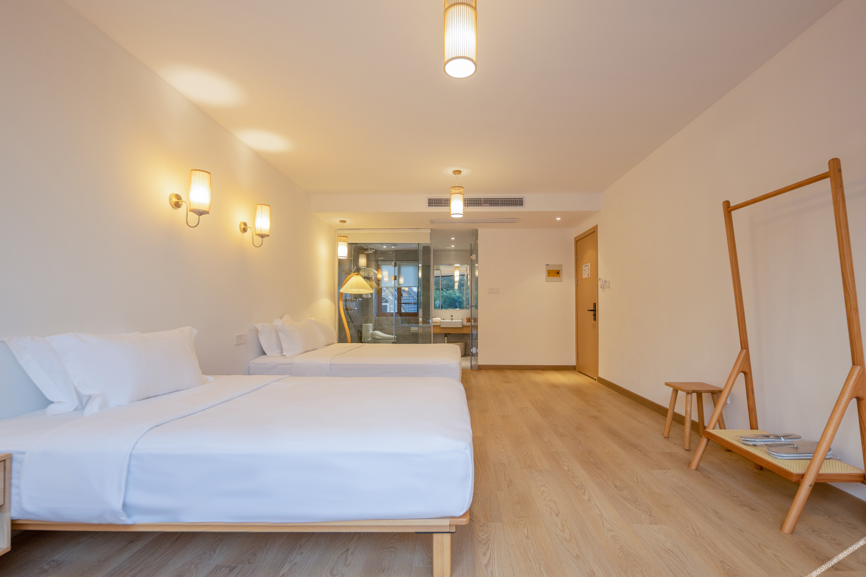 Floral Hotel· Shanghai Jiuxiang hotel (Chongming Forest Park store) 0*