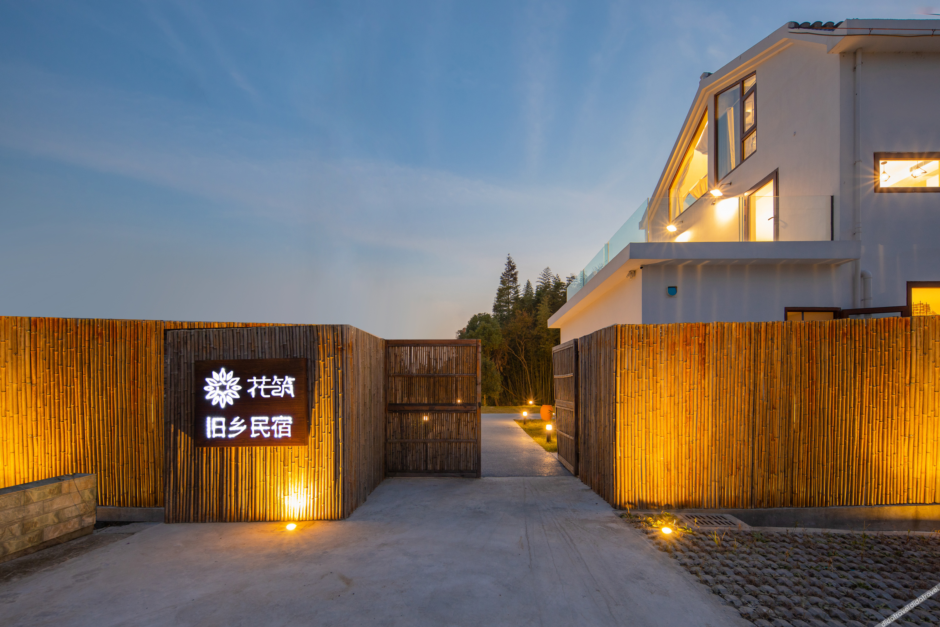 Floral Hotel· Shanghai Jiuxiang hotel (Chongming Forest Park store) 0*