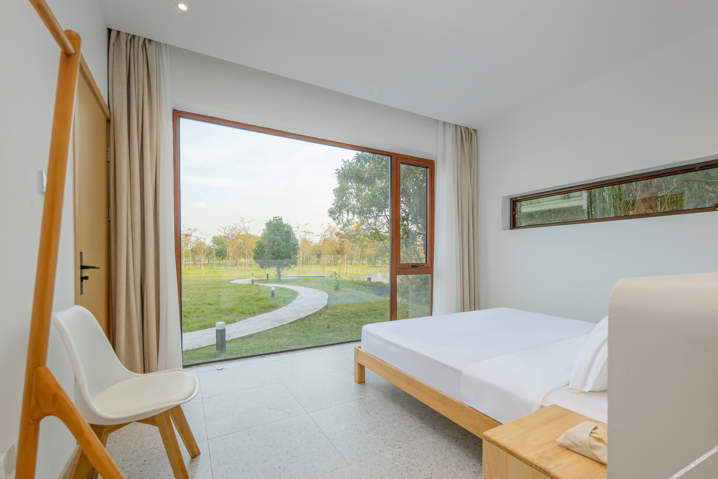 Floral Hotel· Shanghai Jiuxiang hotel (Chongming Forest Park store) 0*