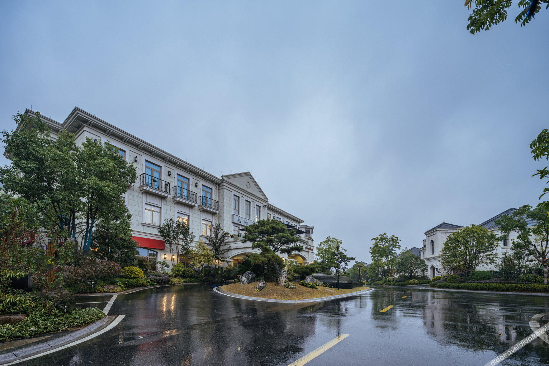 Floral Hotel · Anji Banshan Boling Resort Hotel 3*