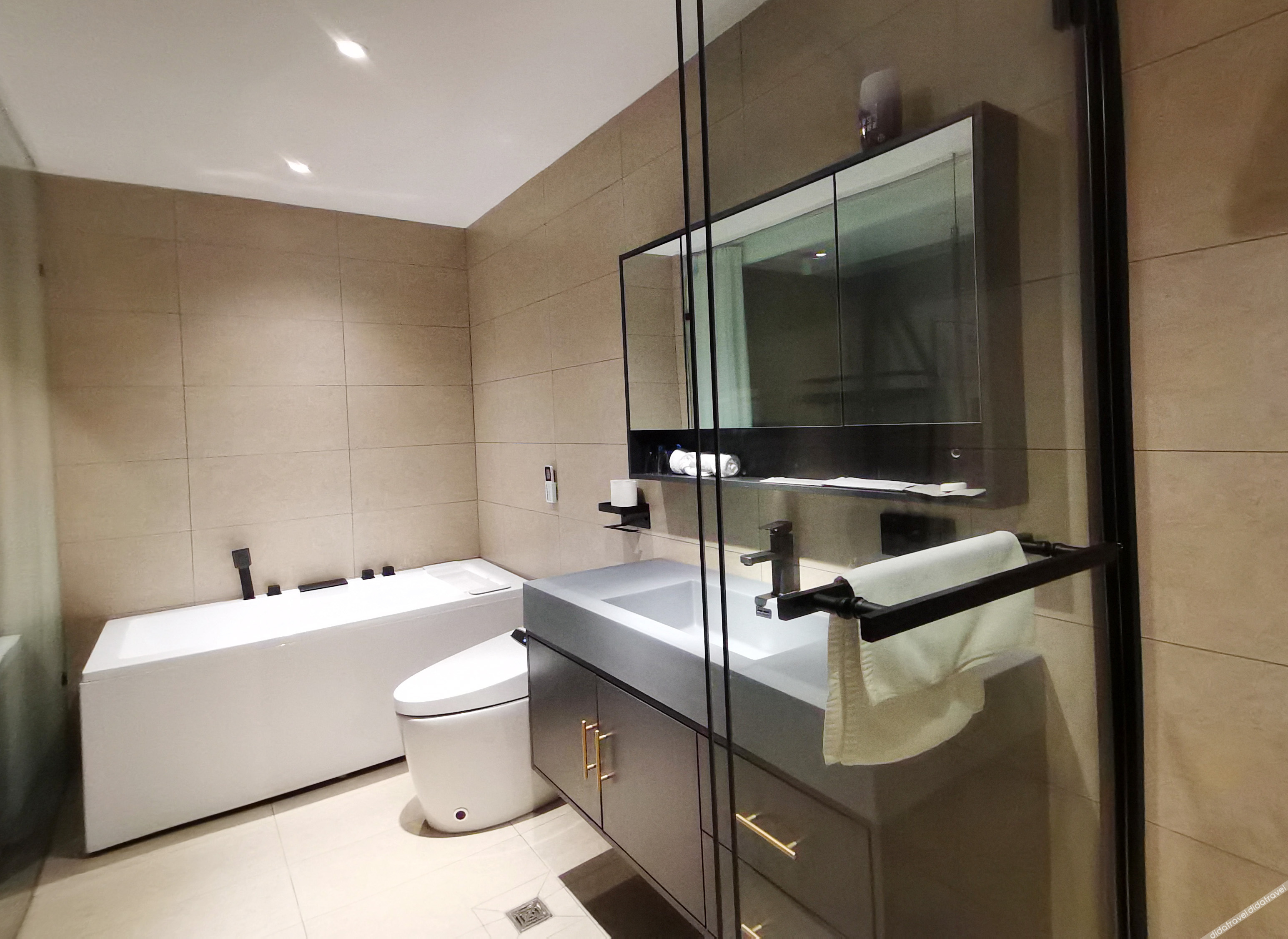 Floral Hotel·Laigui road Wang hotel (Donglin Temple Lushan cableway store) 3*
