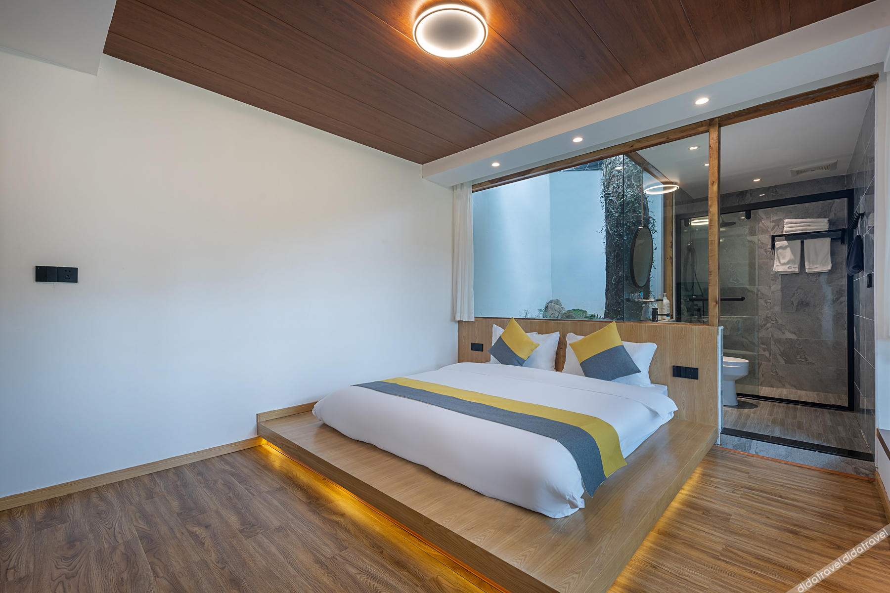 Floral Hotel·Laigui road Wang hotel (Donglin Temple Lushan cableway store) 3*