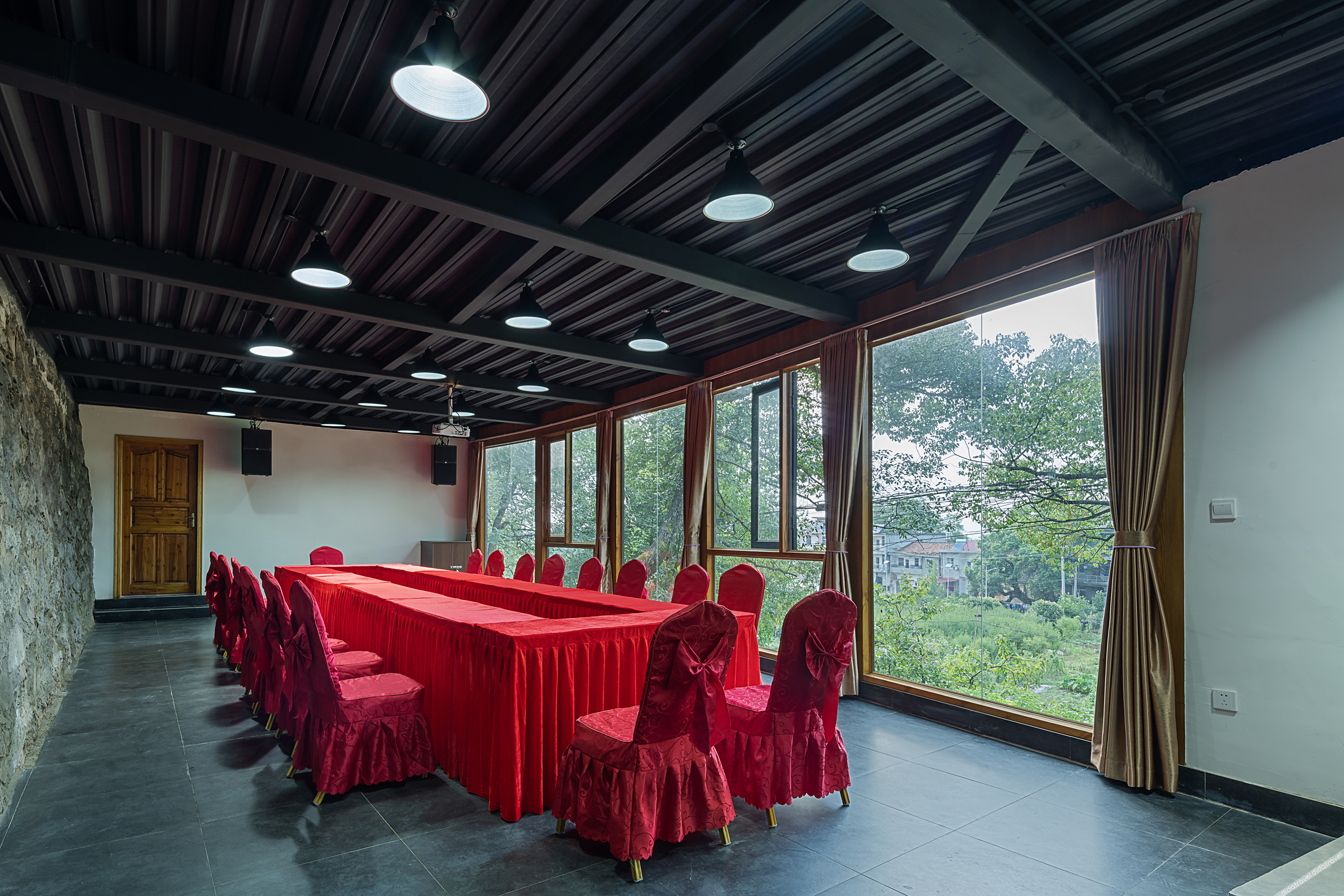 Floral Hotel·Laigui road Wang hotel (Donglin Temple Lushan cableway store) 3*
