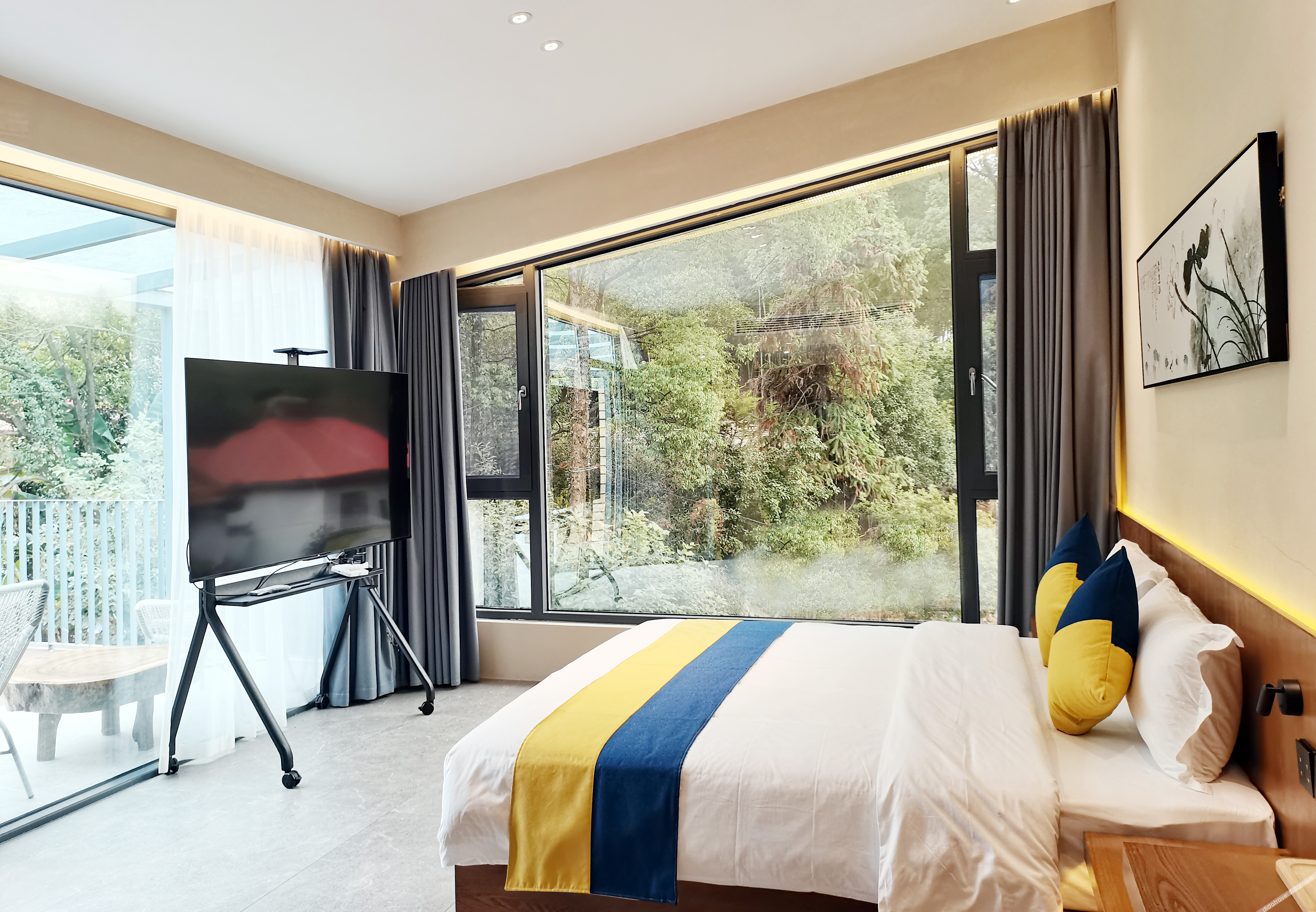 Floral Hotel·Laigui road Wang hotel (Donglin Temple Lushan cableway store) 3*