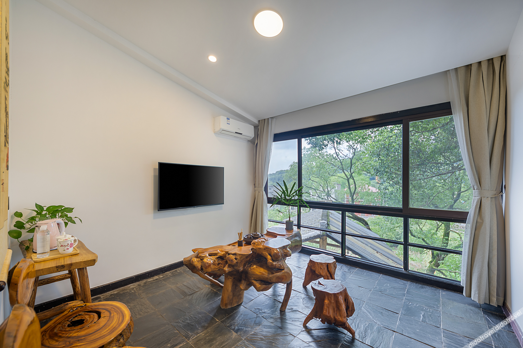 Floral Hotel·Laigui road Wang hotel (Donglin Temple Lushan cableway store) 3*
