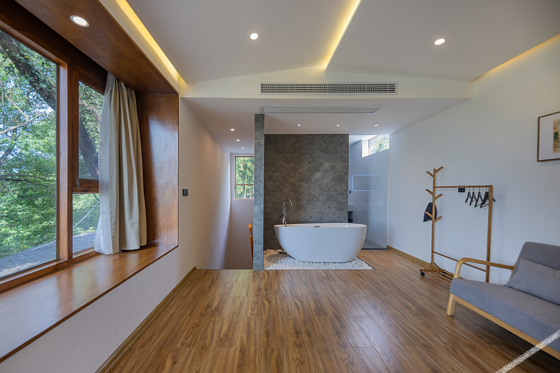 Floral Hotel·Laigui road Wang hotel (Donglin Temple Lushan cableway store) 3*