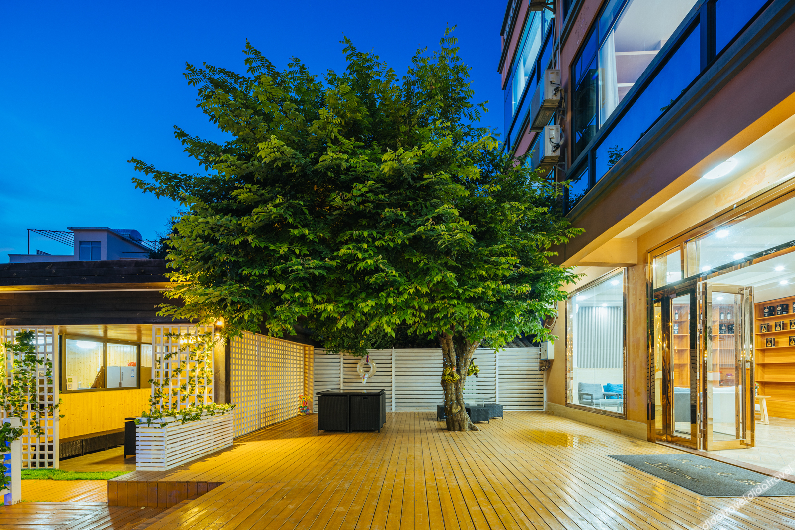 Floral Hotel · Weizhou Island Dynasty and Dusk hotel 3*