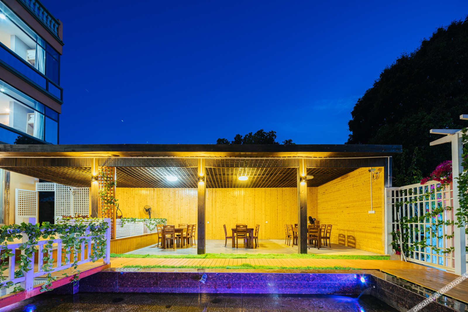 Floral Hotel · Weizhou Island Dynasty and Dusk hotel 3*
