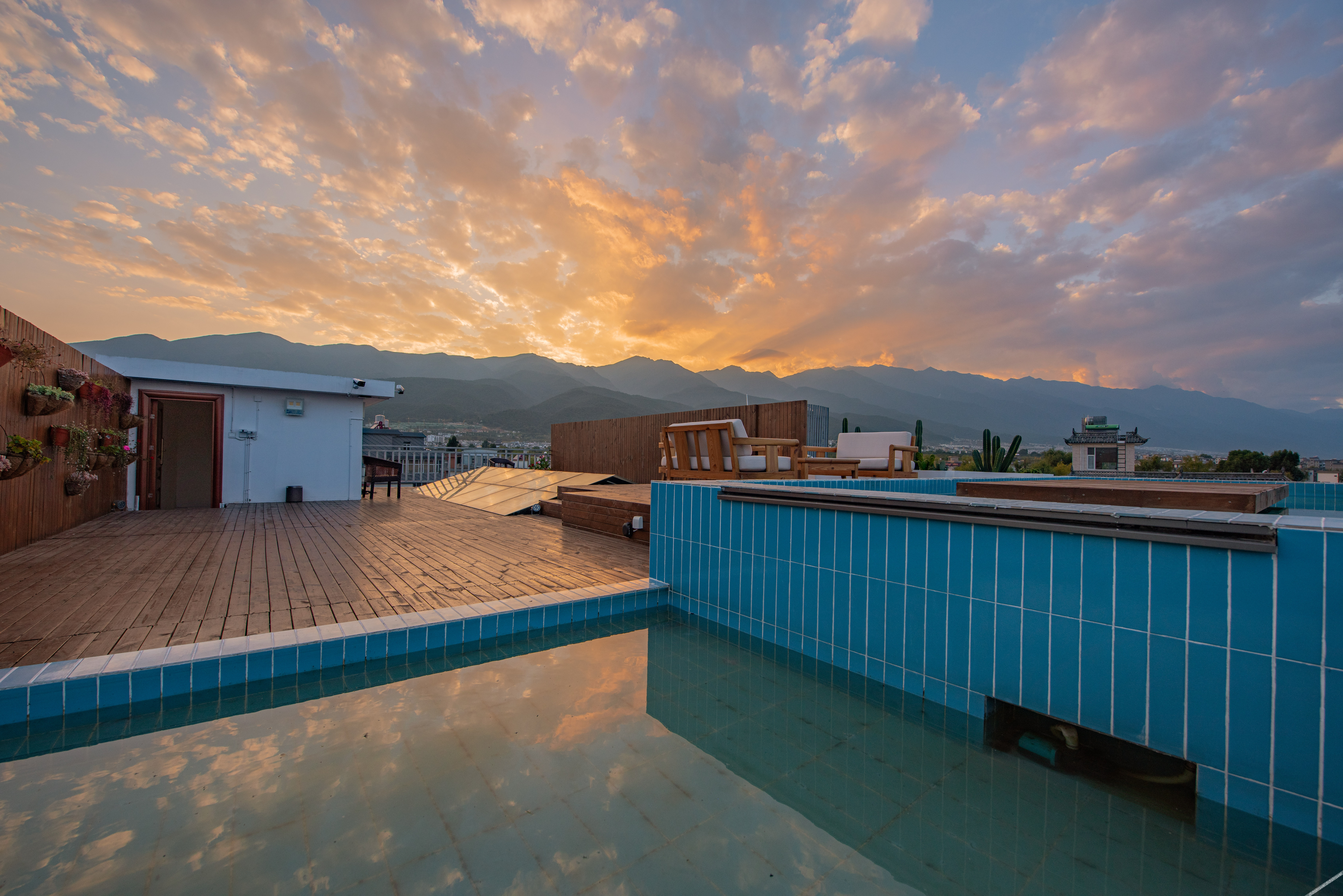 Floral Hotel·1Wei Hotel 3*