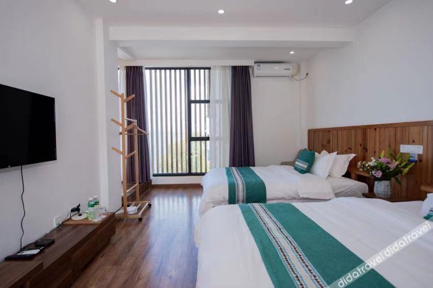 Floral Hotel·1Wei Hotel 3*