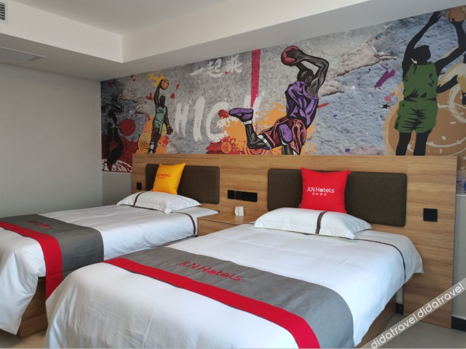 Junyi Chain Hotel (Xinyi Gaoliuzhen) 1*