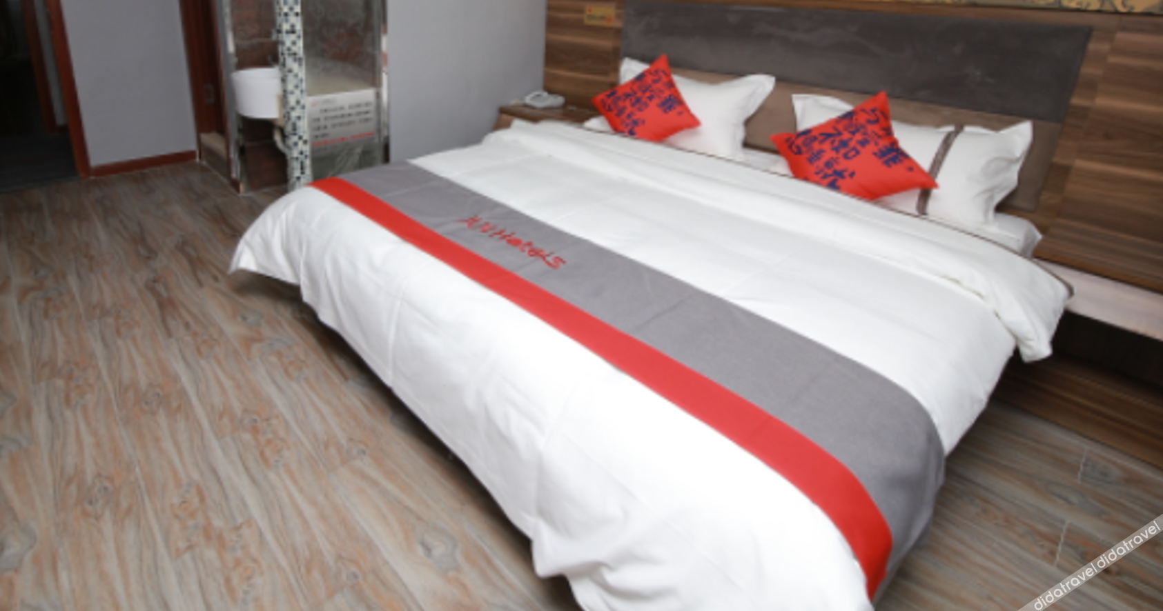 Junyi Chain Hotel (Xinyi Gaoliuzhen) 1*