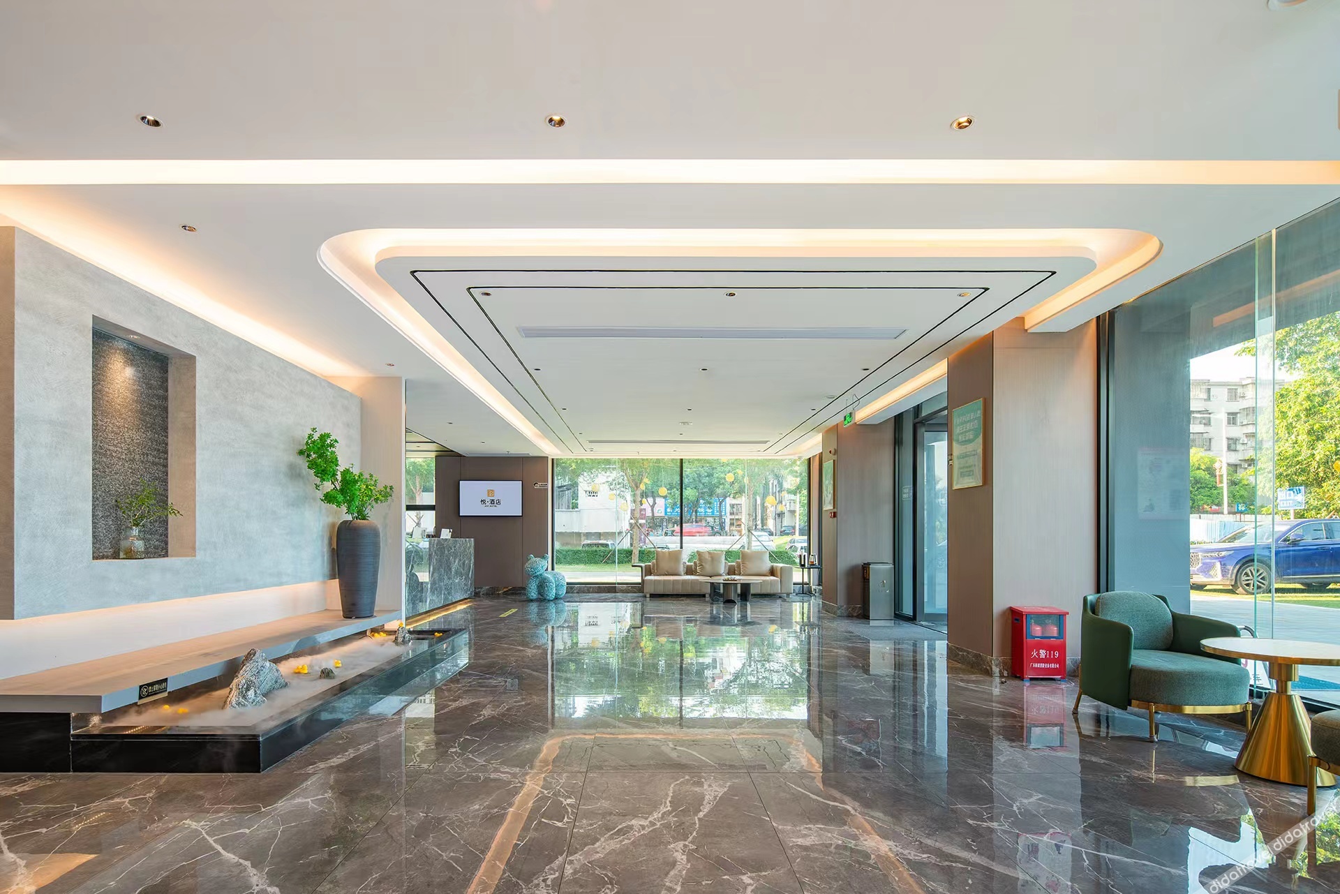 Hyatt Hotel (Zhuhai Pingsha Haiquanwan store) 3*