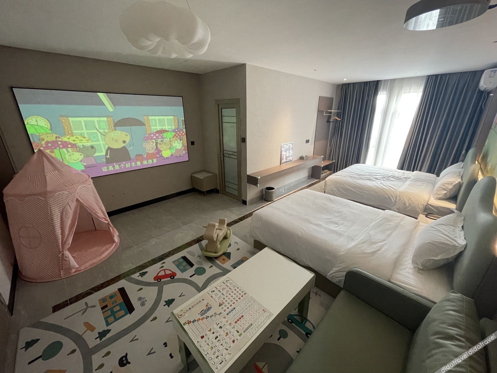 Hyatt Hotel (Zhuhai Pingsha Haiquanwan store) 3*