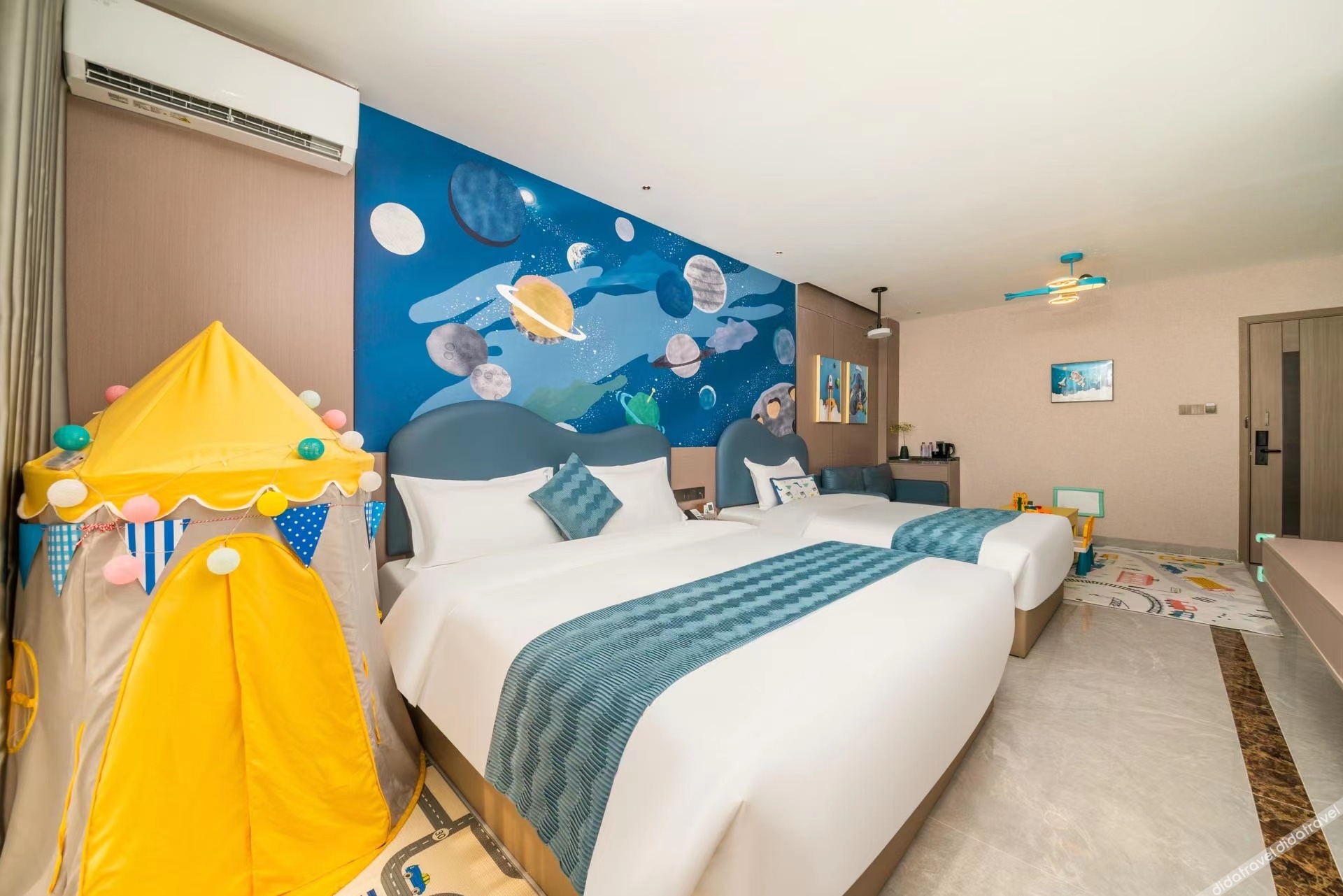 Hyatt Hotel (Zhuhai Pingsha Haiquanwan store) 3*