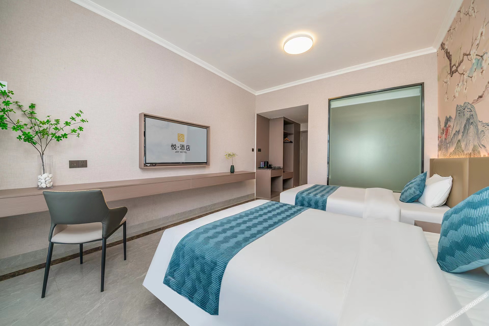 Hyatt Hotel (Zhuhai Pingsha Haiquanwan store) 3*