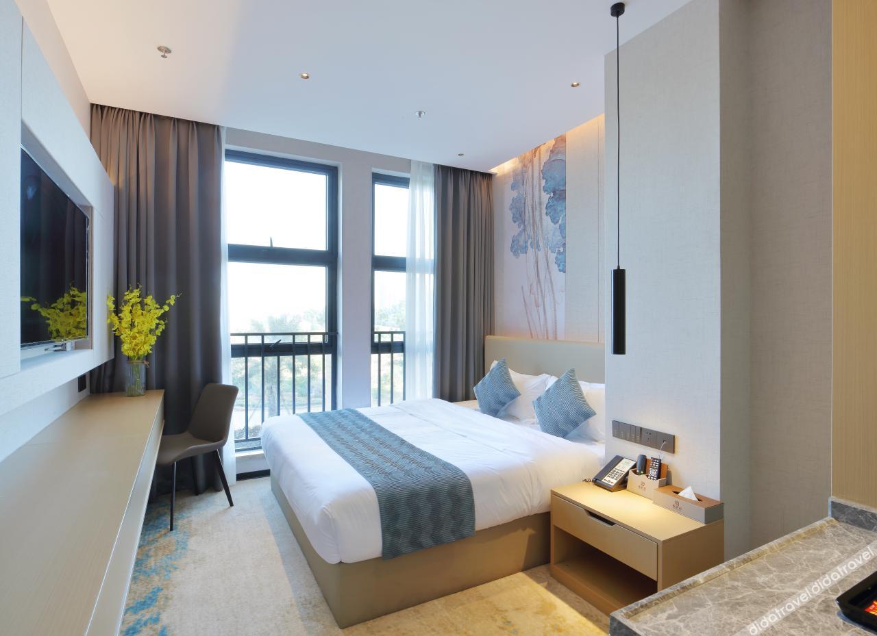 Hyatt Hotel (Zhuhai Pingsha Haiquanwan store) 3*