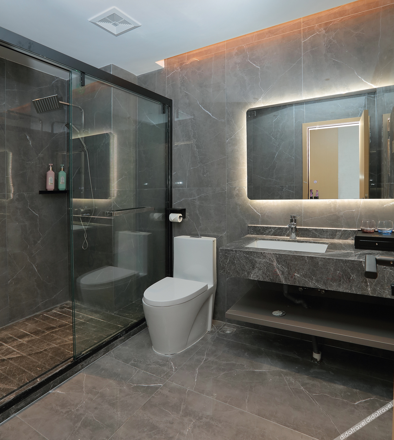 Hyatt Hotel (Zhuhai Pingsha Haiquanwan store) 3*