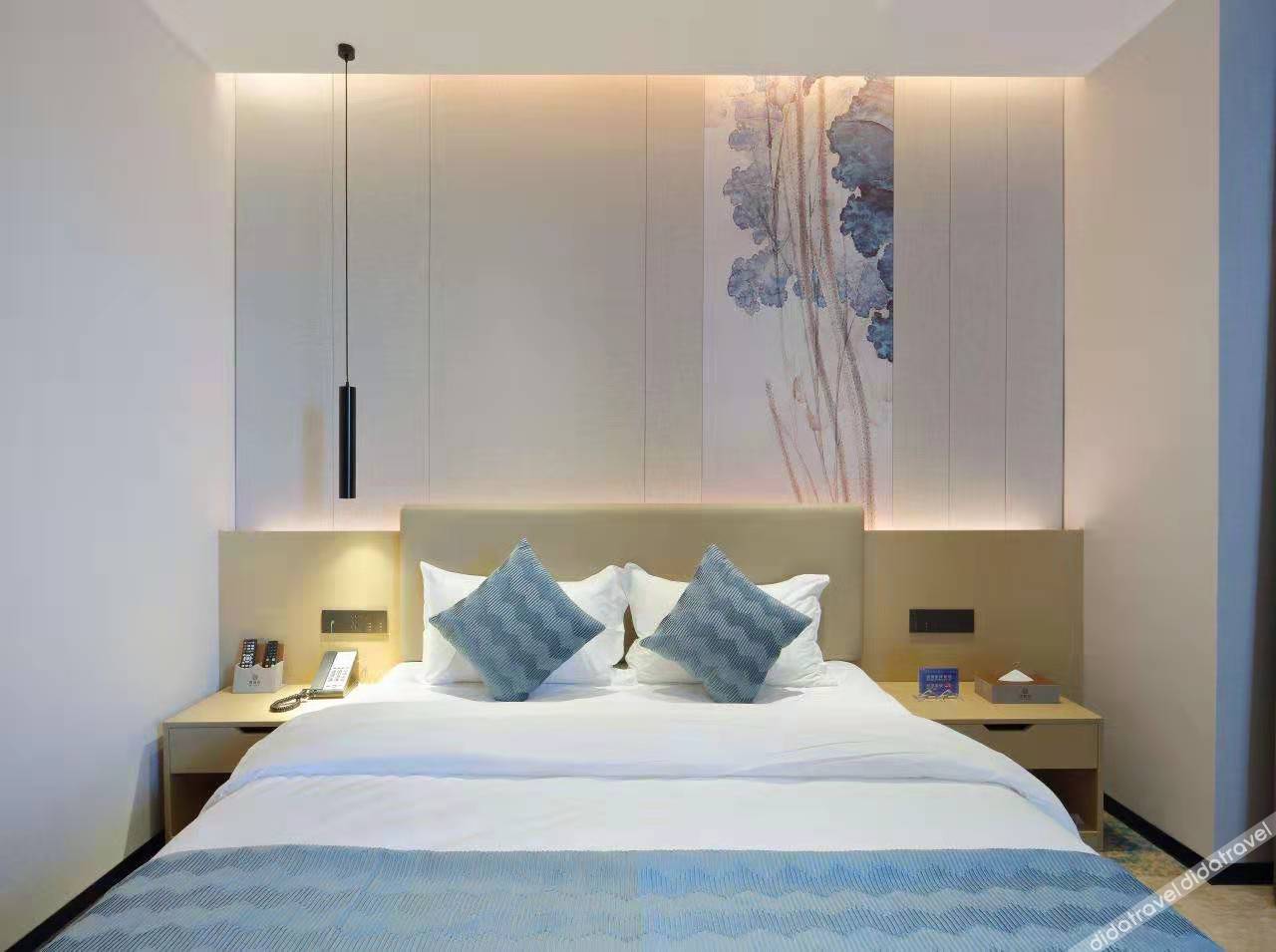 Hyatt Hotel (Zhuhai Pingsha Haiquanwan store) 3*