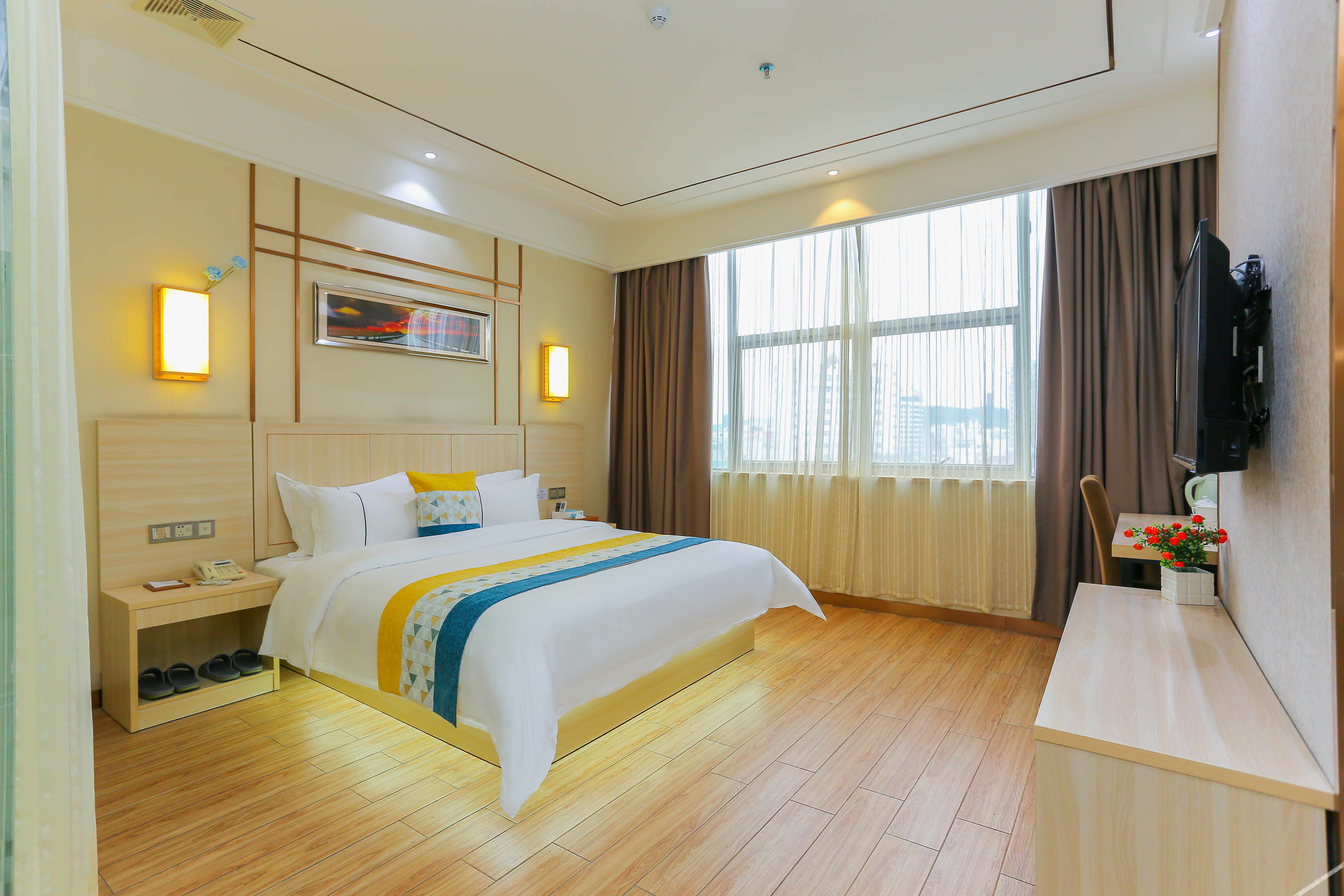198 Boutique Hotel (Shenzhen Gongming Plaza Subway Station Daqianli Branch) 2*